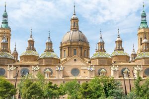 Actividad - Visita guiada por la Basílica del Pilar y la Seo del Salvador