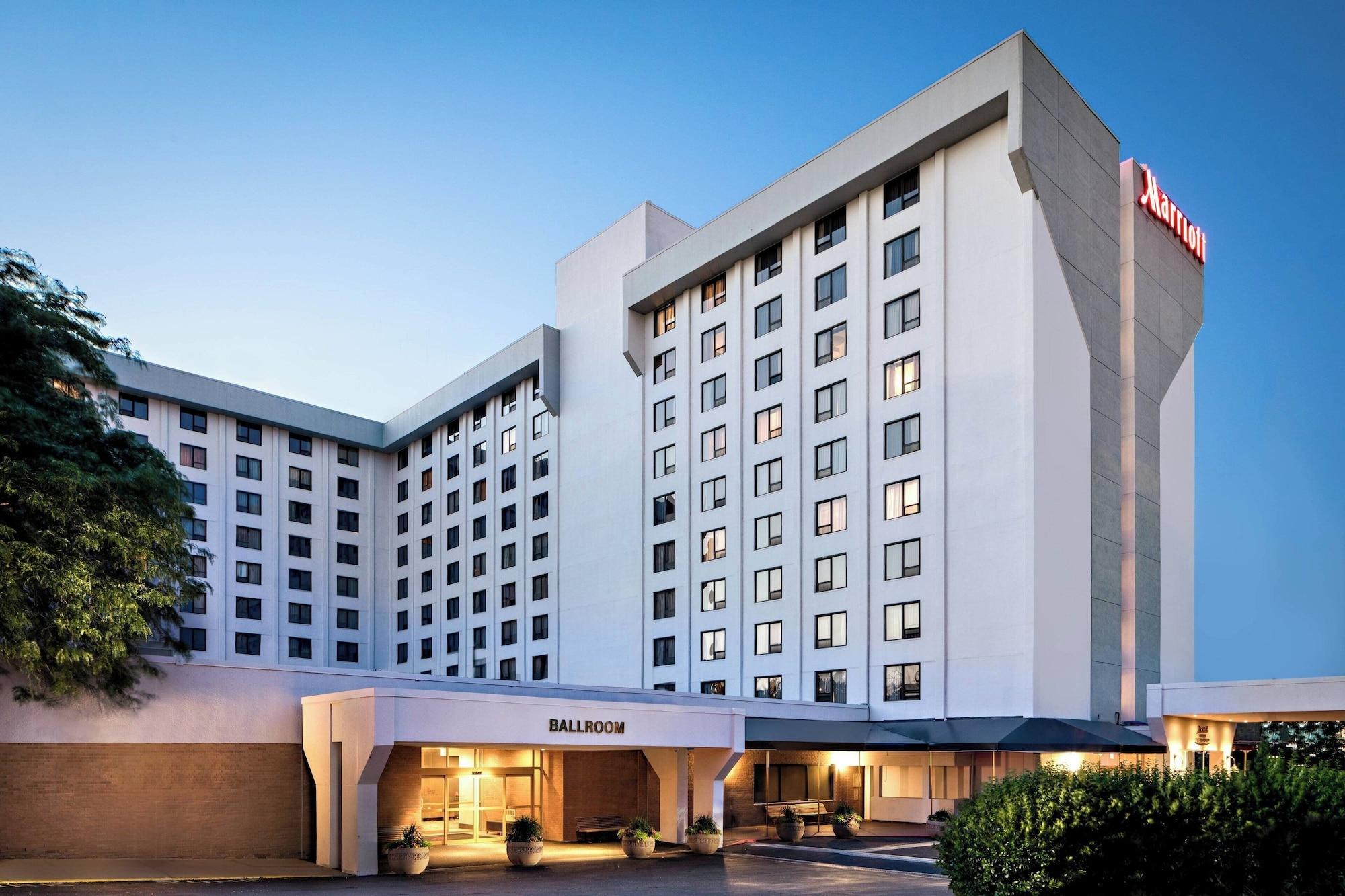 Vista Exterior New York LaGuardia Airport Marriott