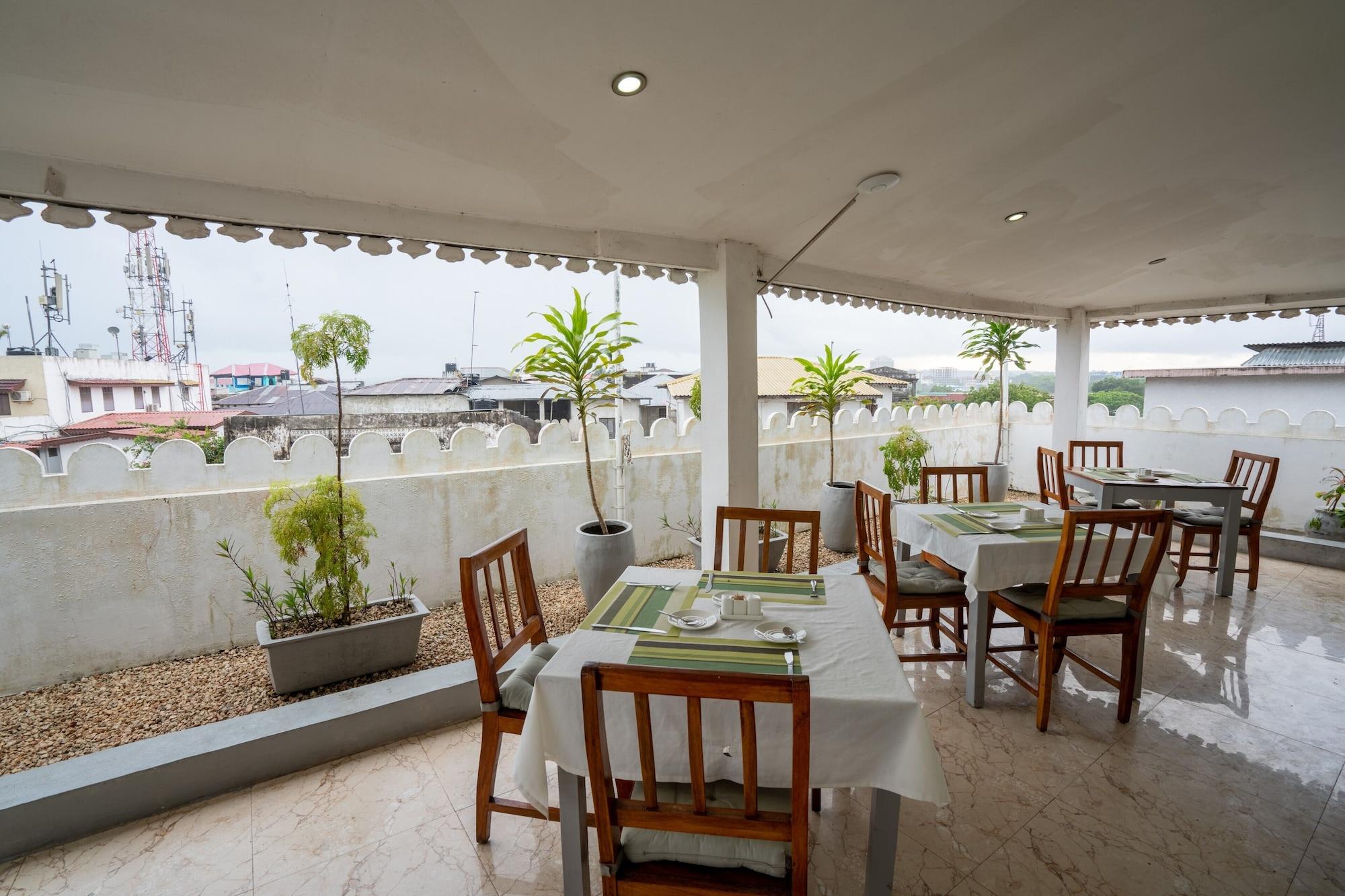 Restaurant Stonetown View Inn