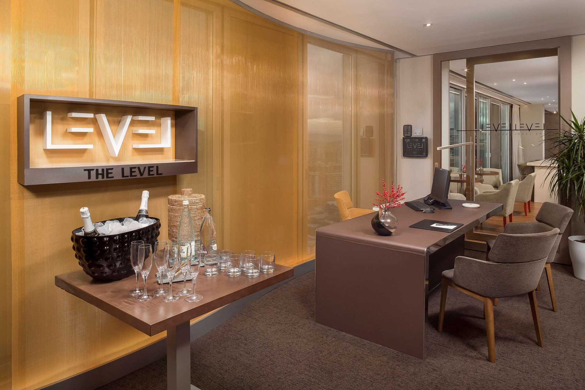 Vista Lobby Melia Barcelona Sky