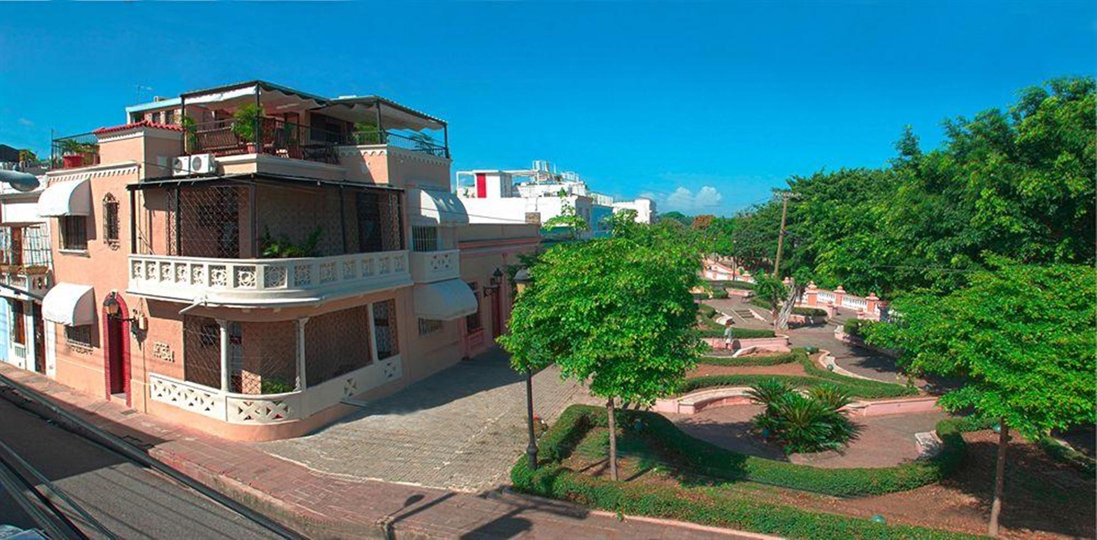 Vista Exterior Casa del Sol