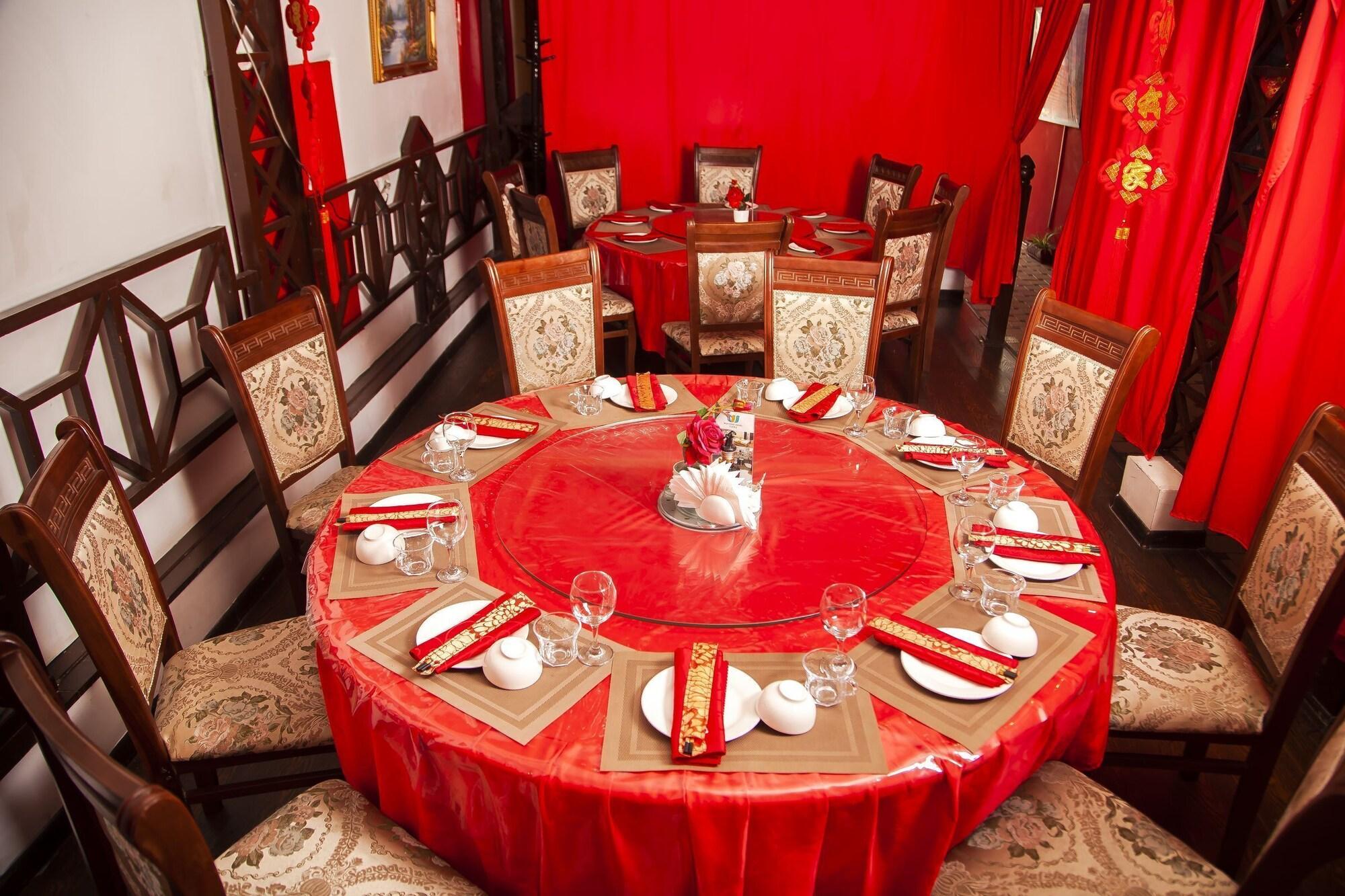 Restaurant MIRA STAY Hotel