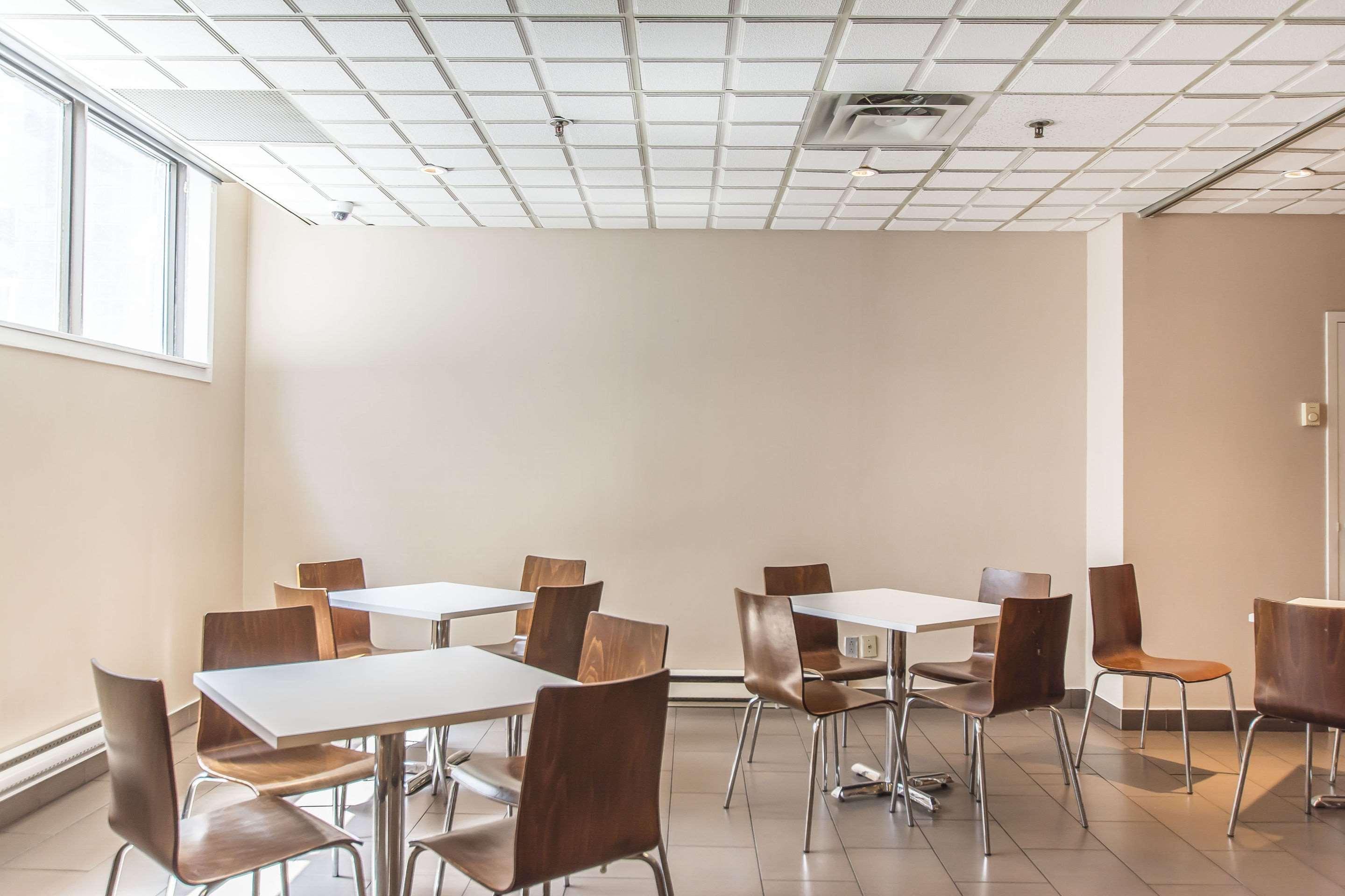 Restaurant Comfort Suites Downtown