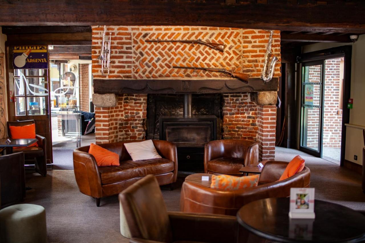 Vista Lobby Hotel Les Hauts De Montreuil