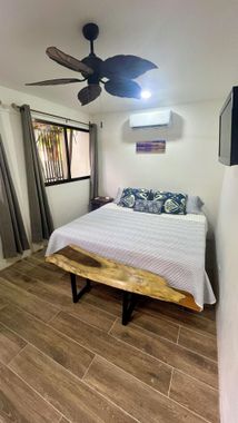 Casa Cocos, blue lagoon & garden oasis by the beach - Hoteles 3 estrellas en Potrero Guanacaste