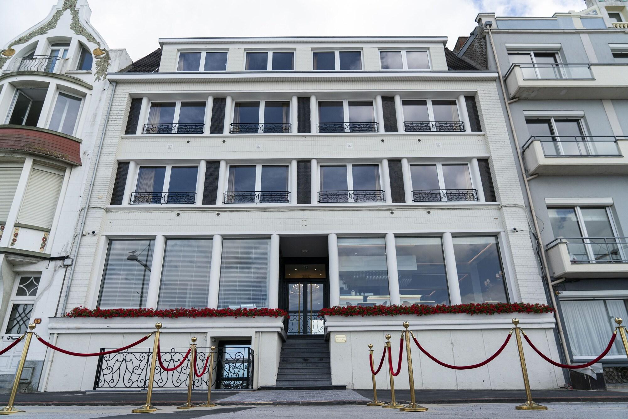 Varios Hotel Merveilleux Côté Mer