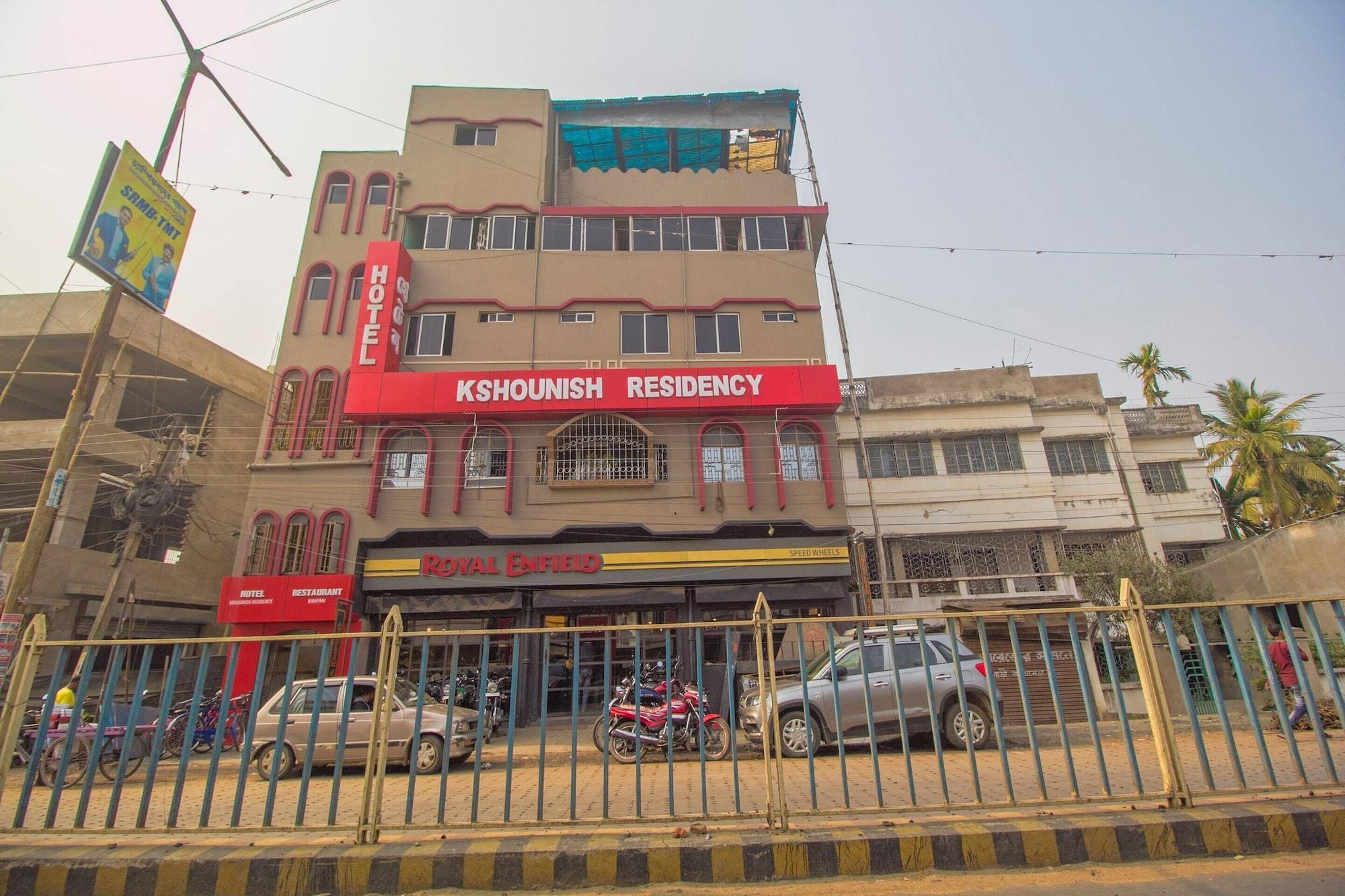 Vista Exterior OYO 27701 Hotel Kshounish Residency