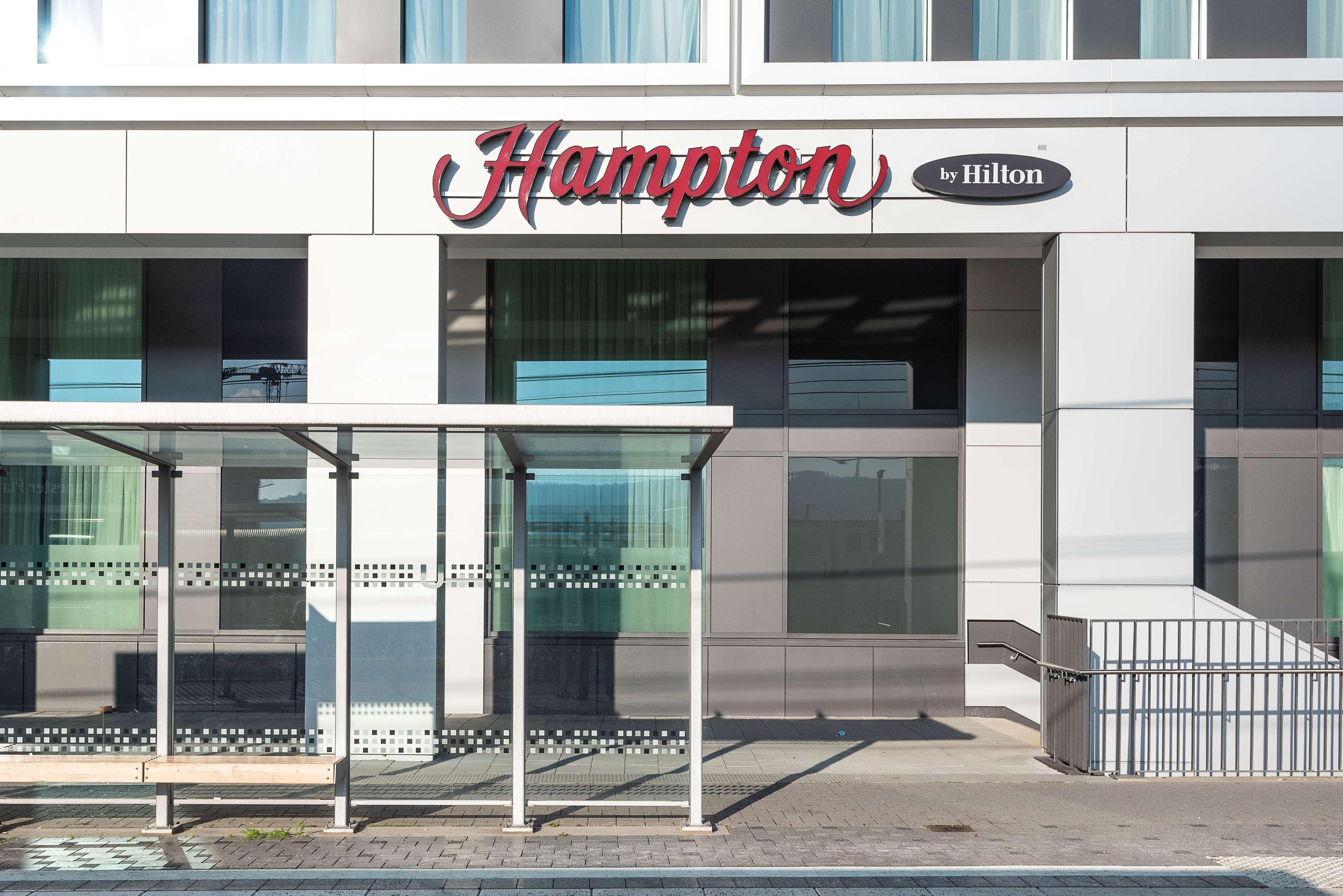 Vista Exterior Hampton by Hilton Stuttgart City Centre