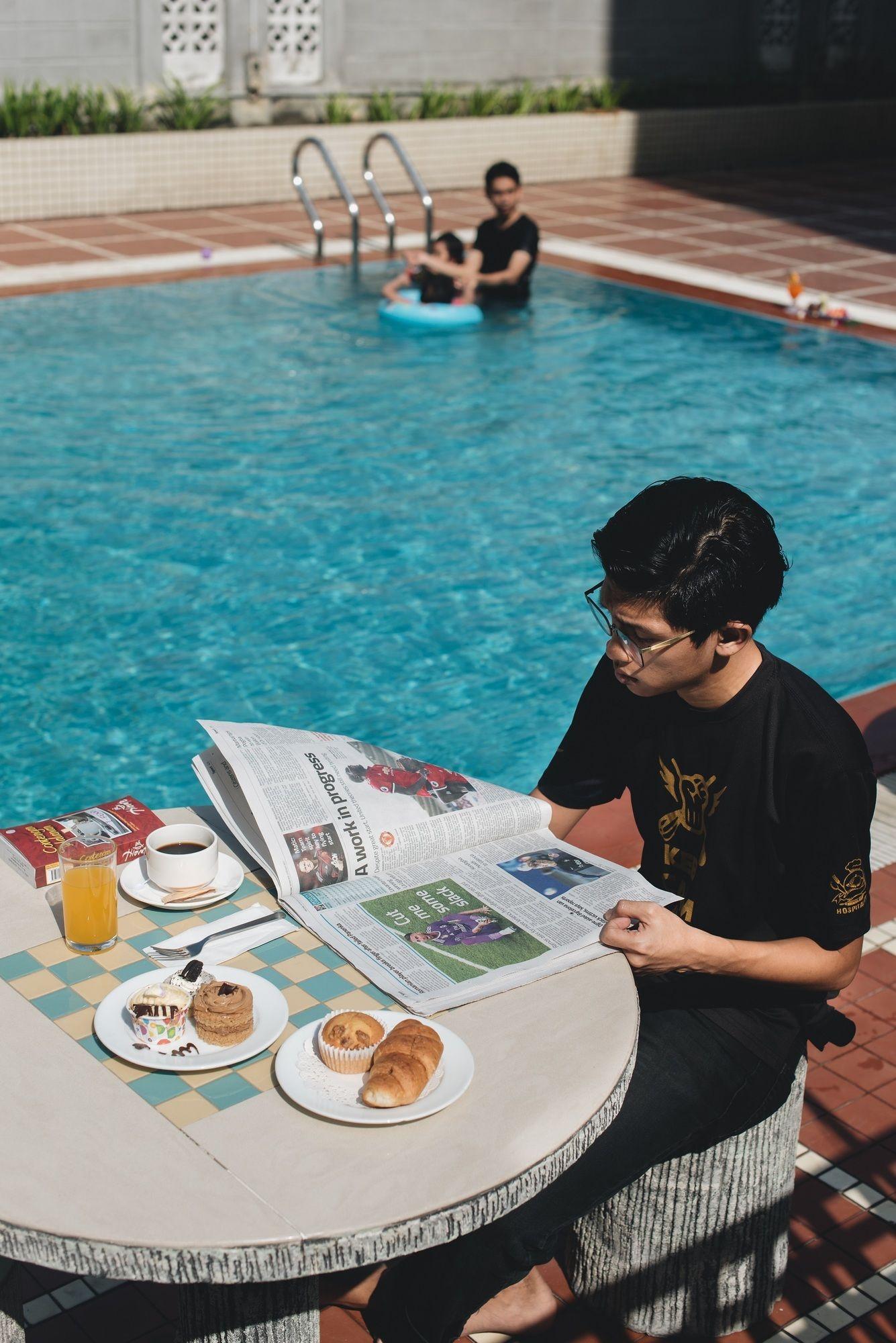 Vista Piscina Suria City Hotel Johor Bahru