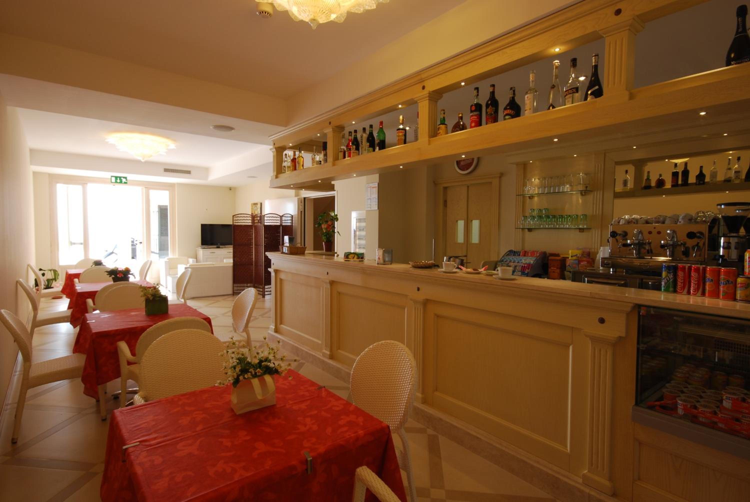 Bar/Salón Incantea Resort
