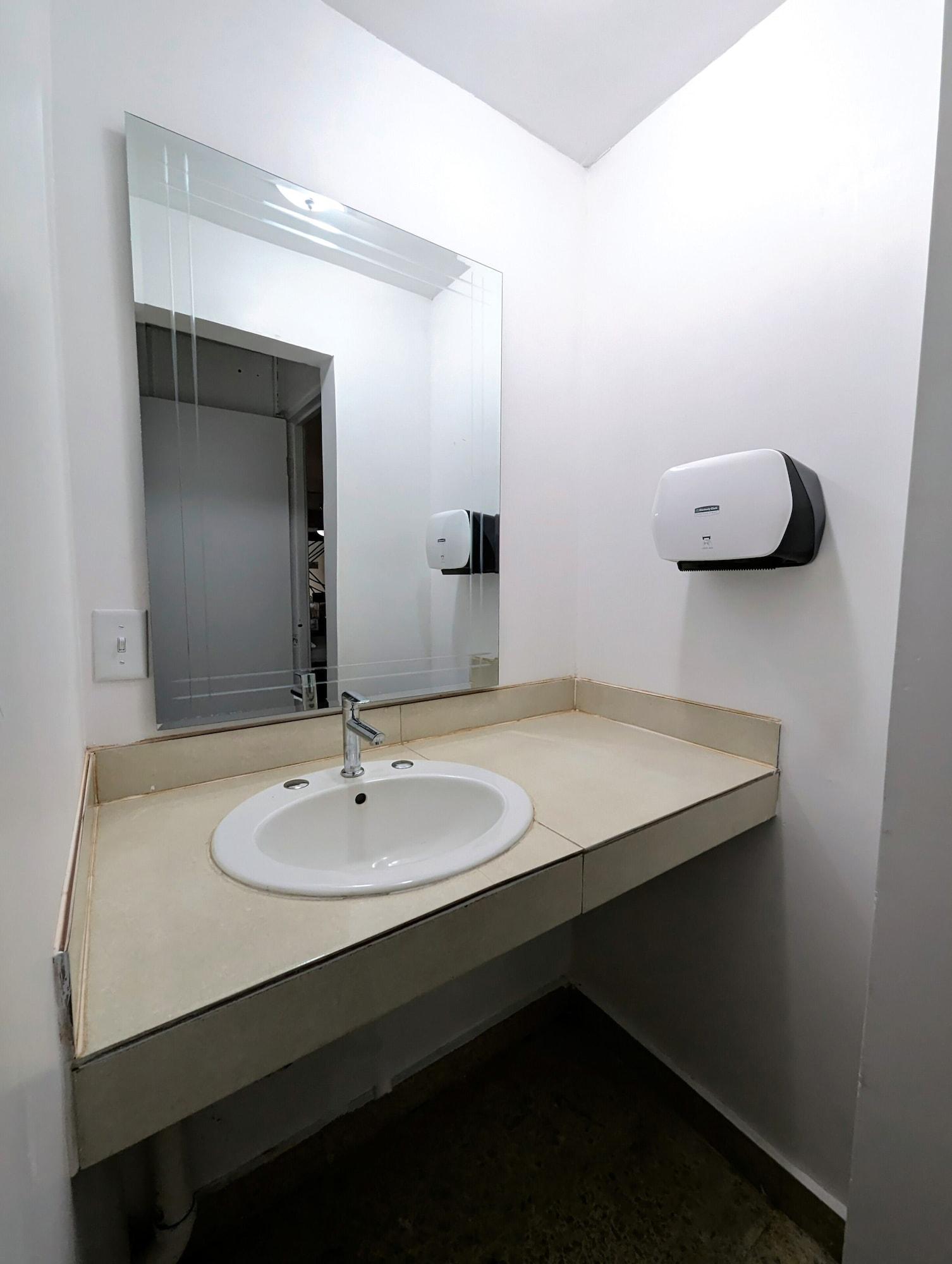 Equipamiento de Habitación Hostal Yoha