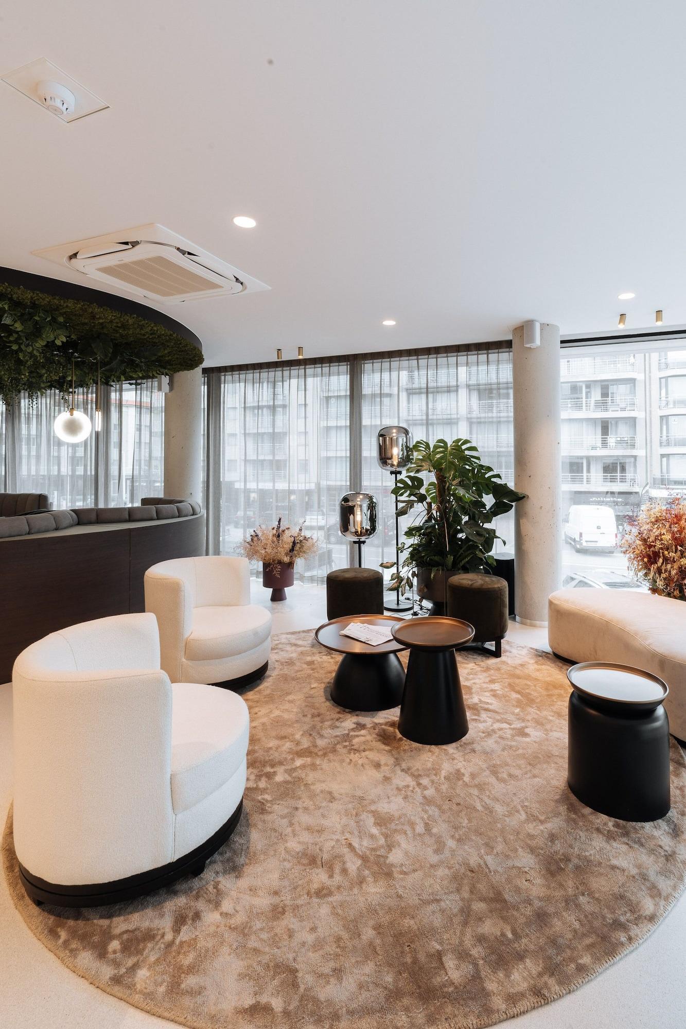 Vista Lobby The CORNR Hotel