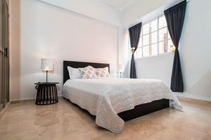 Alquiler Vacacional - Centrally located apartment in Bella Vista, Amer 1
