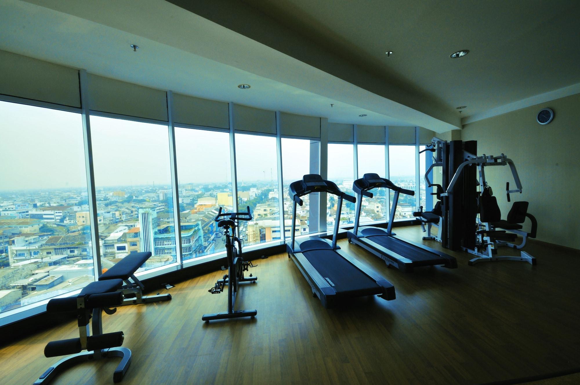 Gimnasio Hermes Palace Hotel Medan