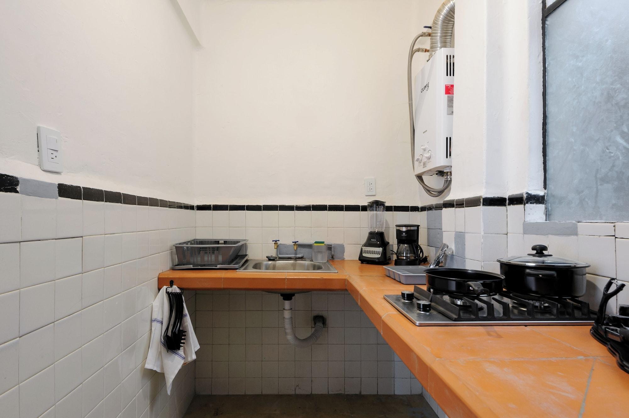 Equipamiento de Habitación Edificio Aurora