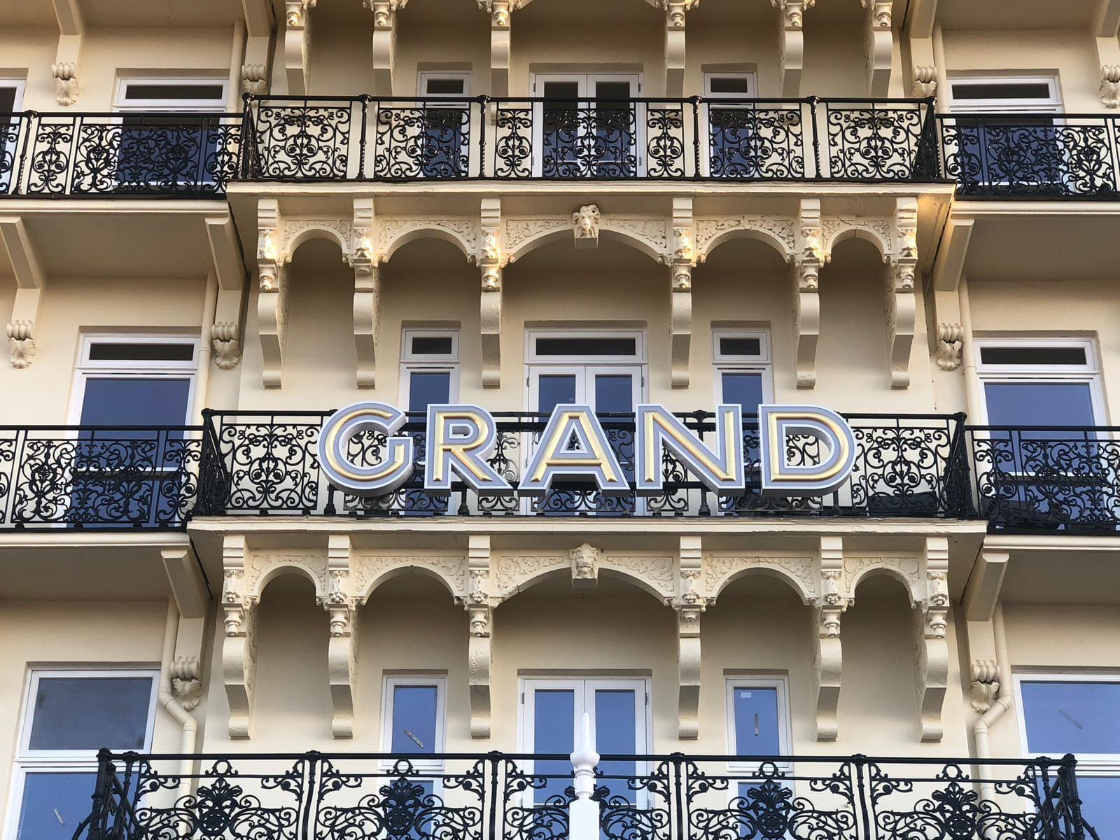 Vista Exterior The Grand Brighton