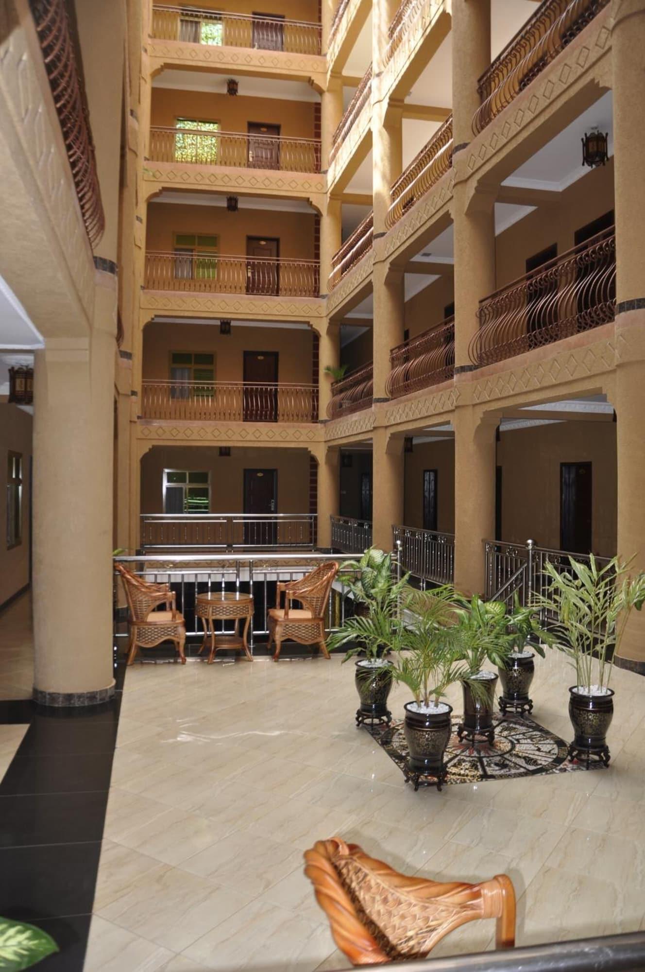 Vista Exterior Biraj International Hotel