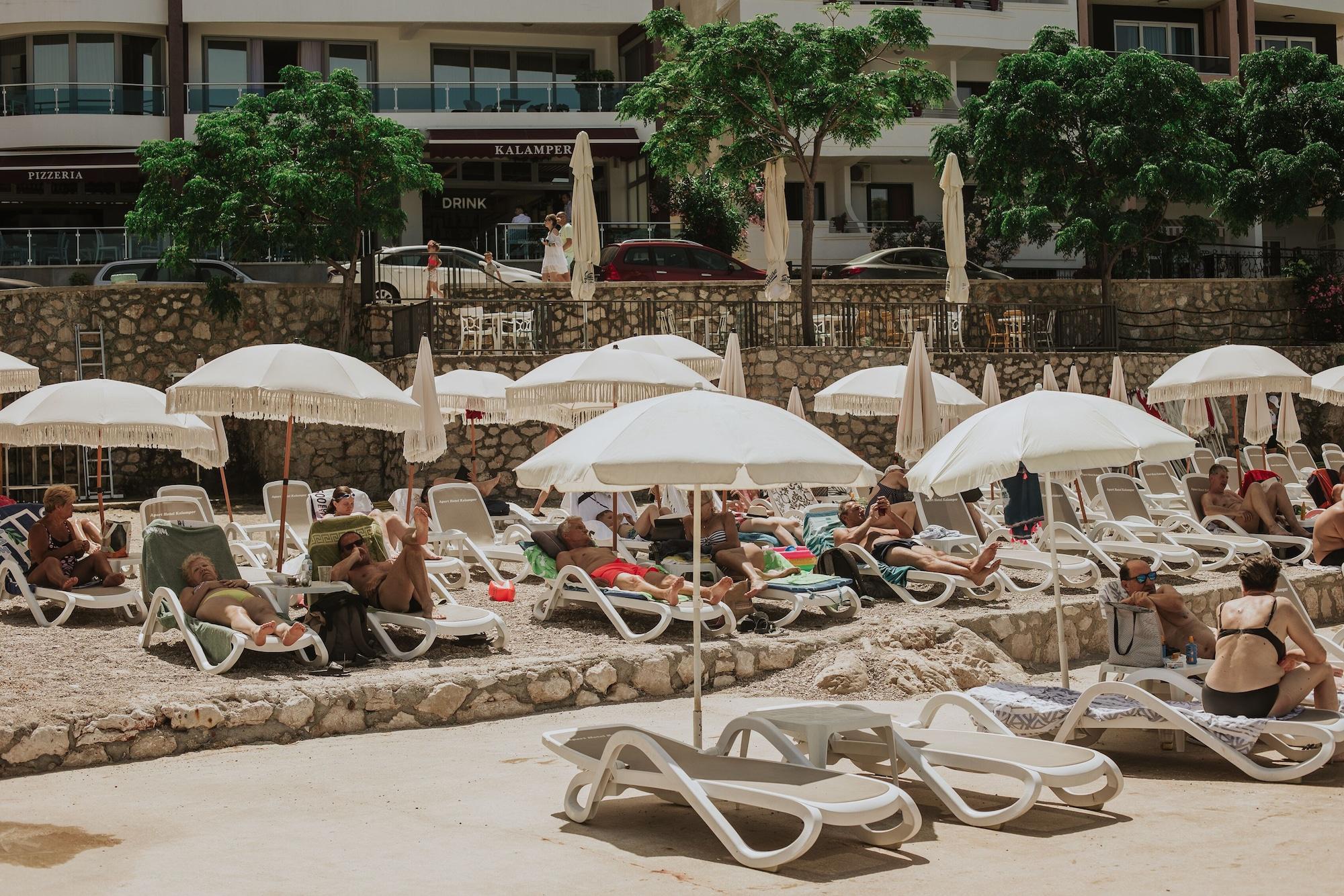 Playa Kalamper Hotel & Spa