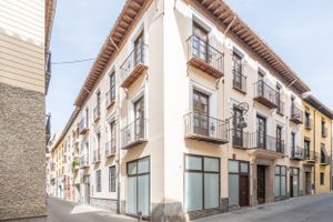 Hospedagens - Apartamentos Luna Suites Palacio Dorita