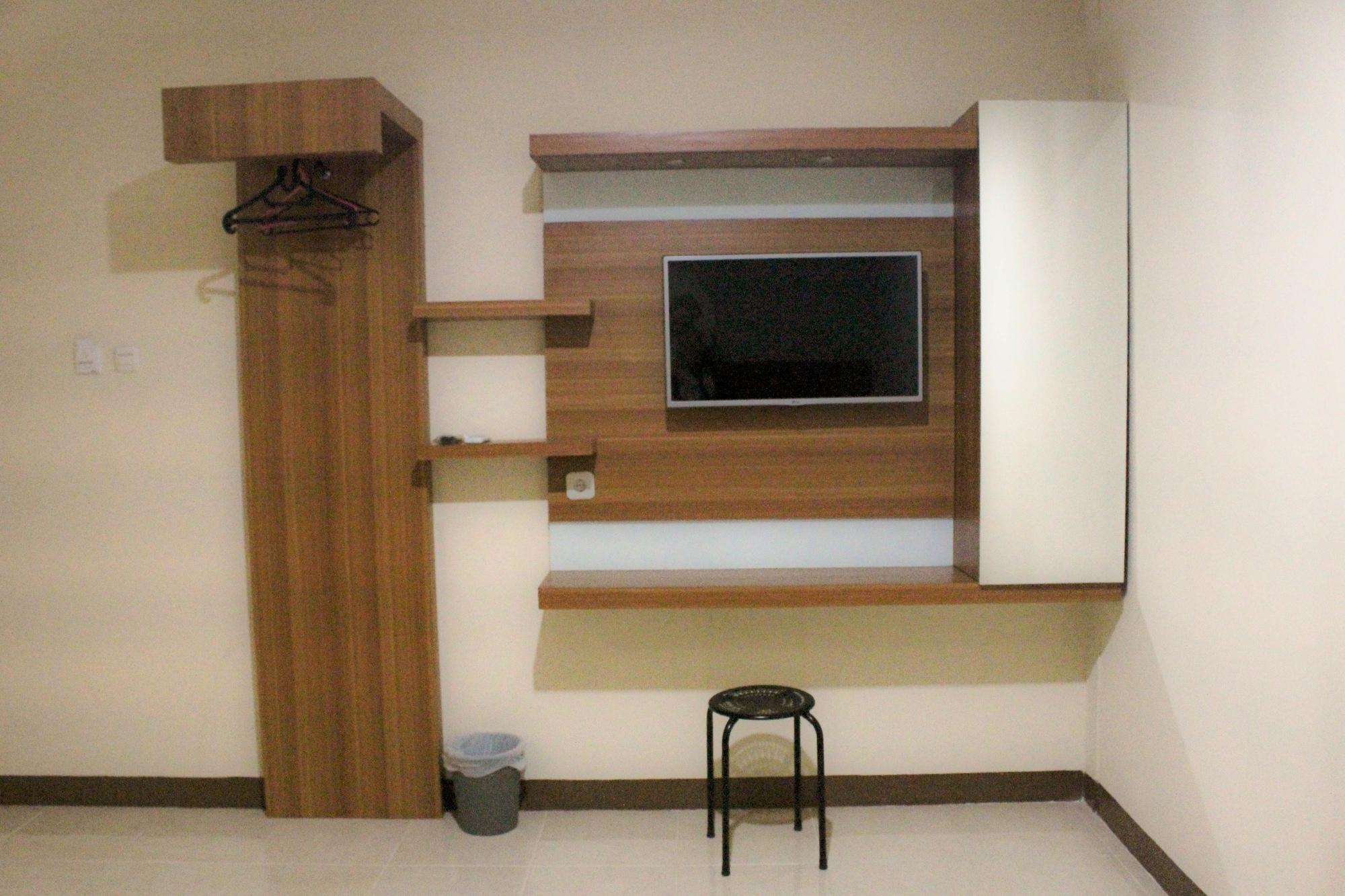 Set de Habitación Intech Hostel