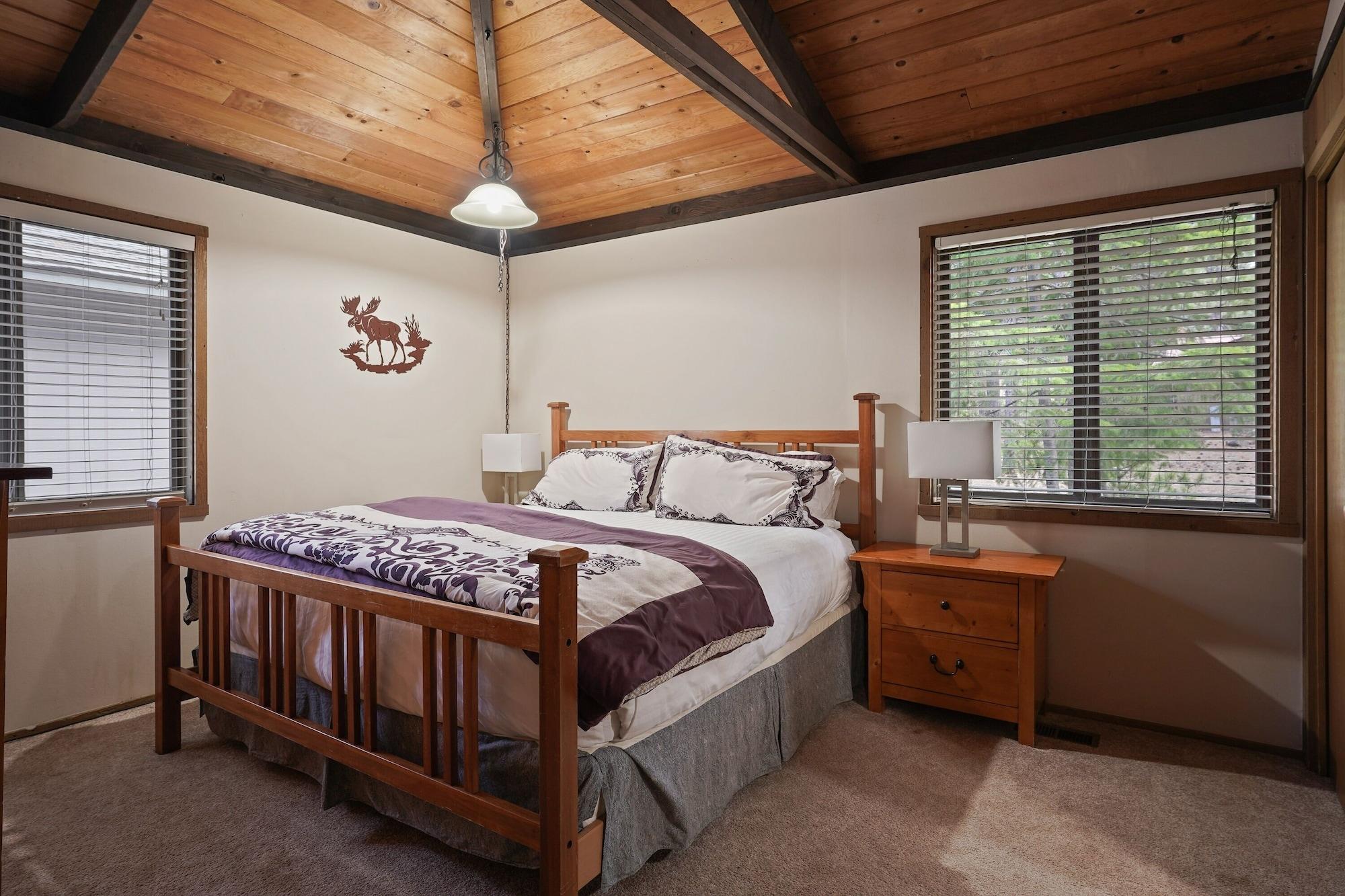 Habitación 3 Killdeer Lane Pet Friendly Home 3 Minutes Walk from SHARC by RedAwning