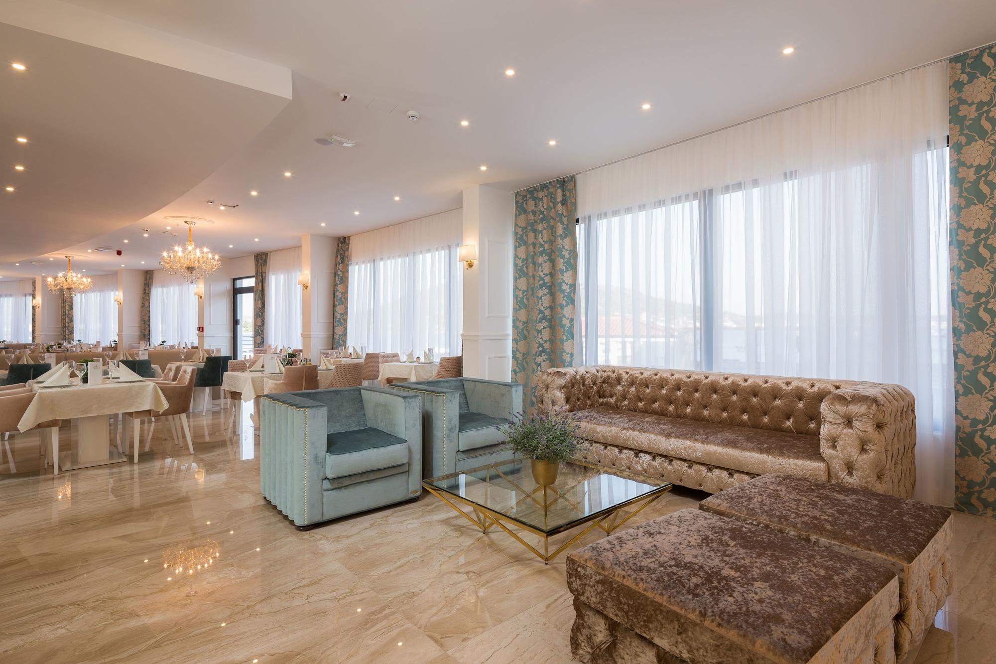 Restaurant Hotel Perla