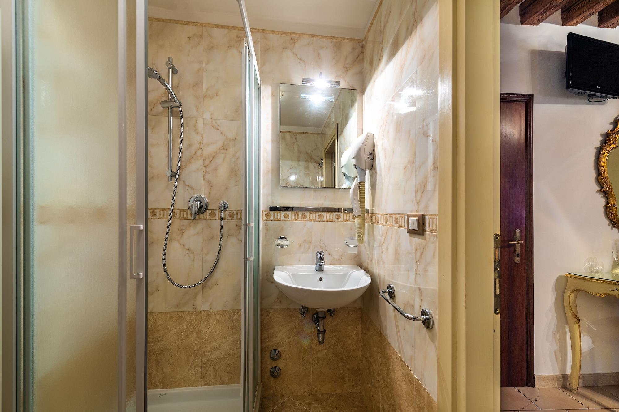 Set de Habitación Hotel Al Vagon