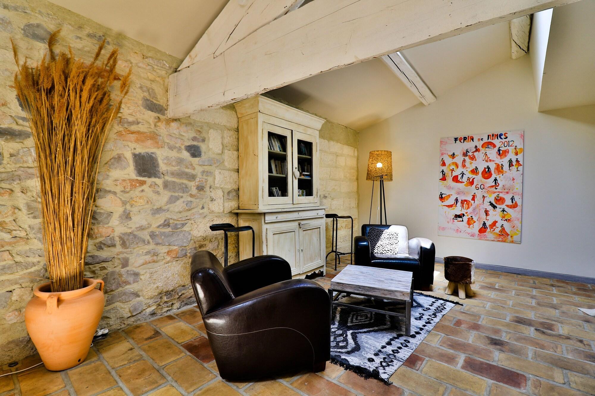 Vista Lobby Le Mas des Brune