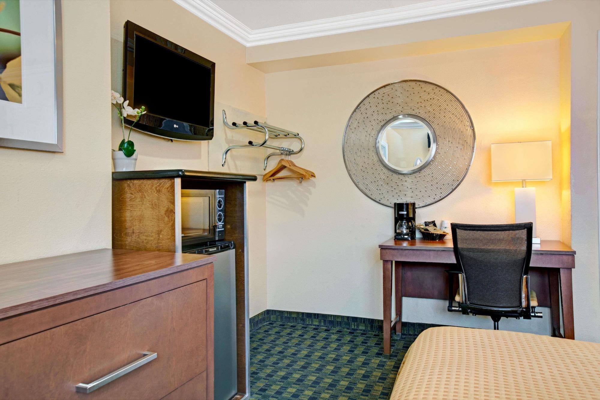 Set de Habitación Days Inn by Wyndham San Francisco - Lombard