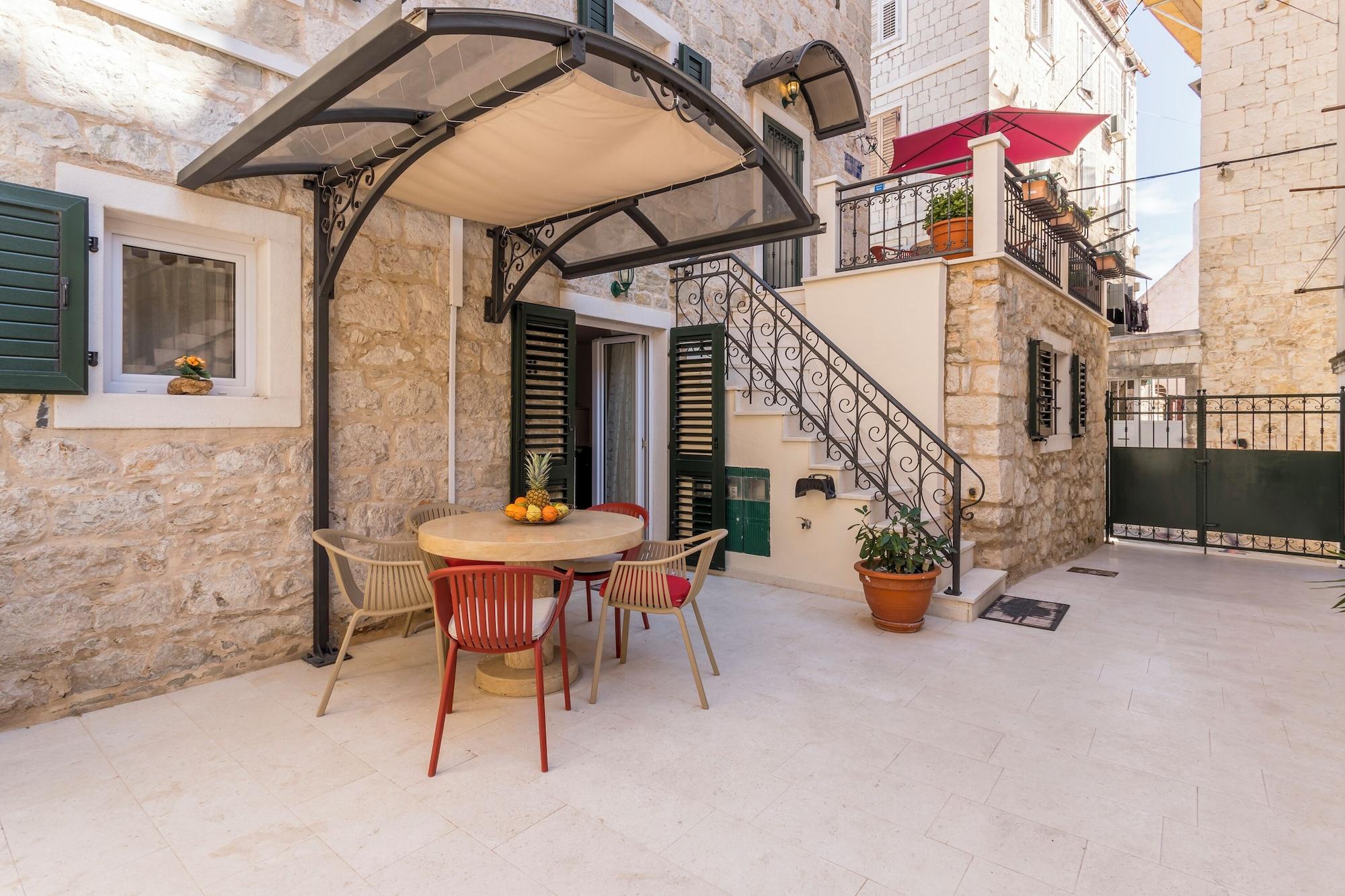 Varios Villa Erede