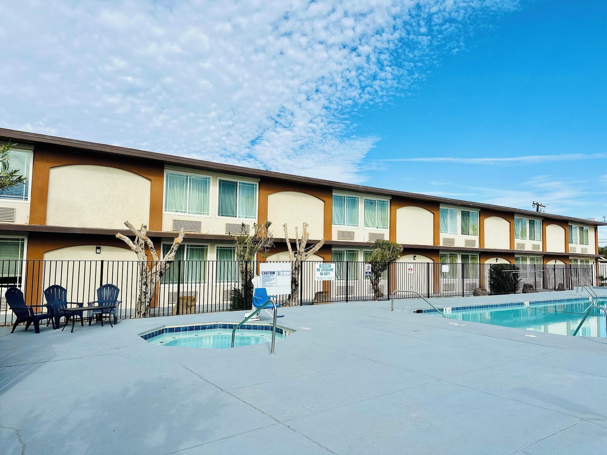 Spa Ocotillo Inn