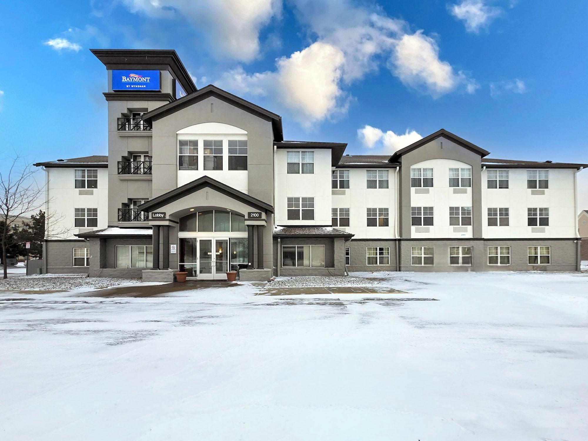 Varios Baymont by Wyndham Auburn Hills South