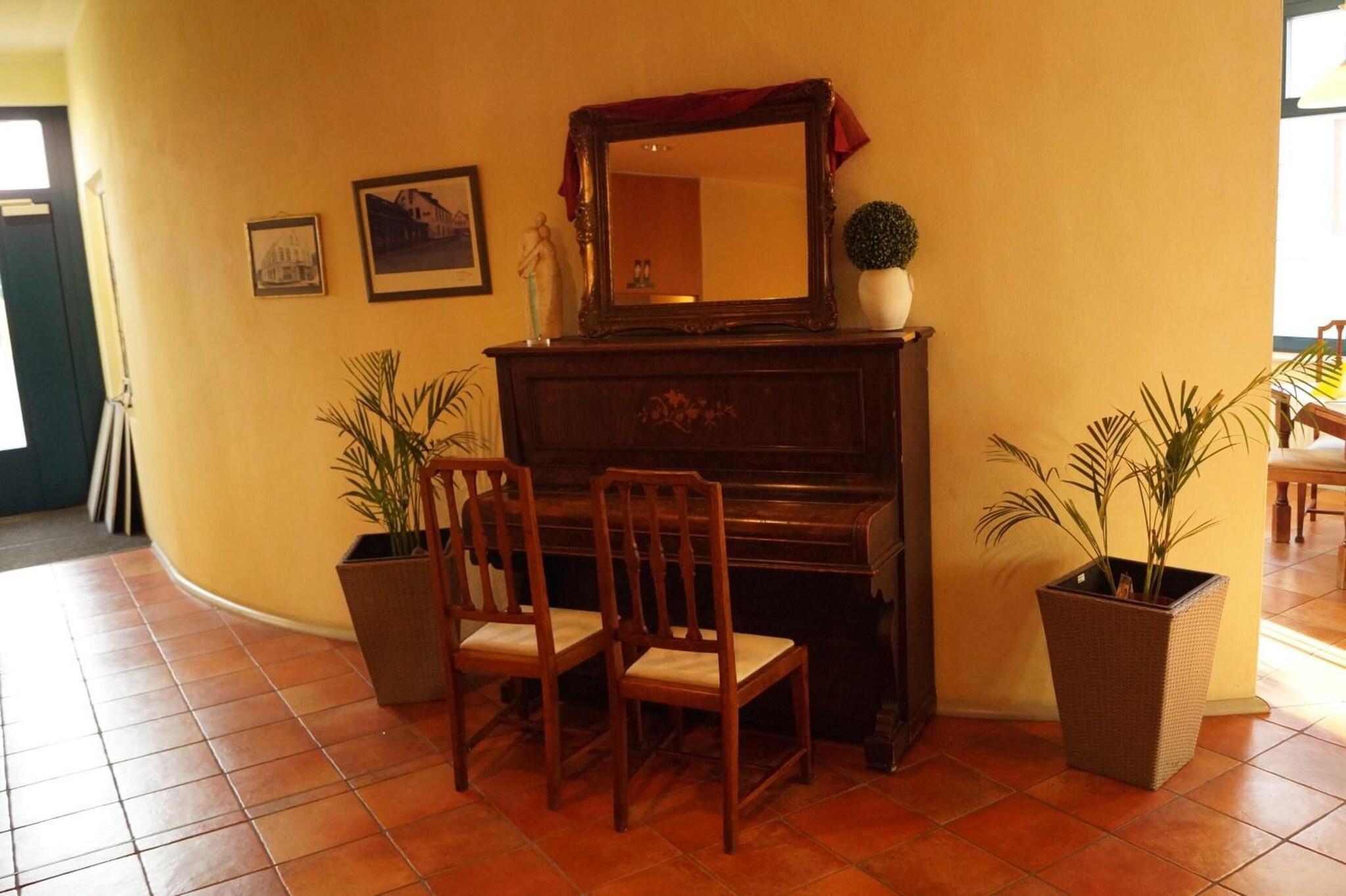Vista Lobby Hotel Butjadinger Hof