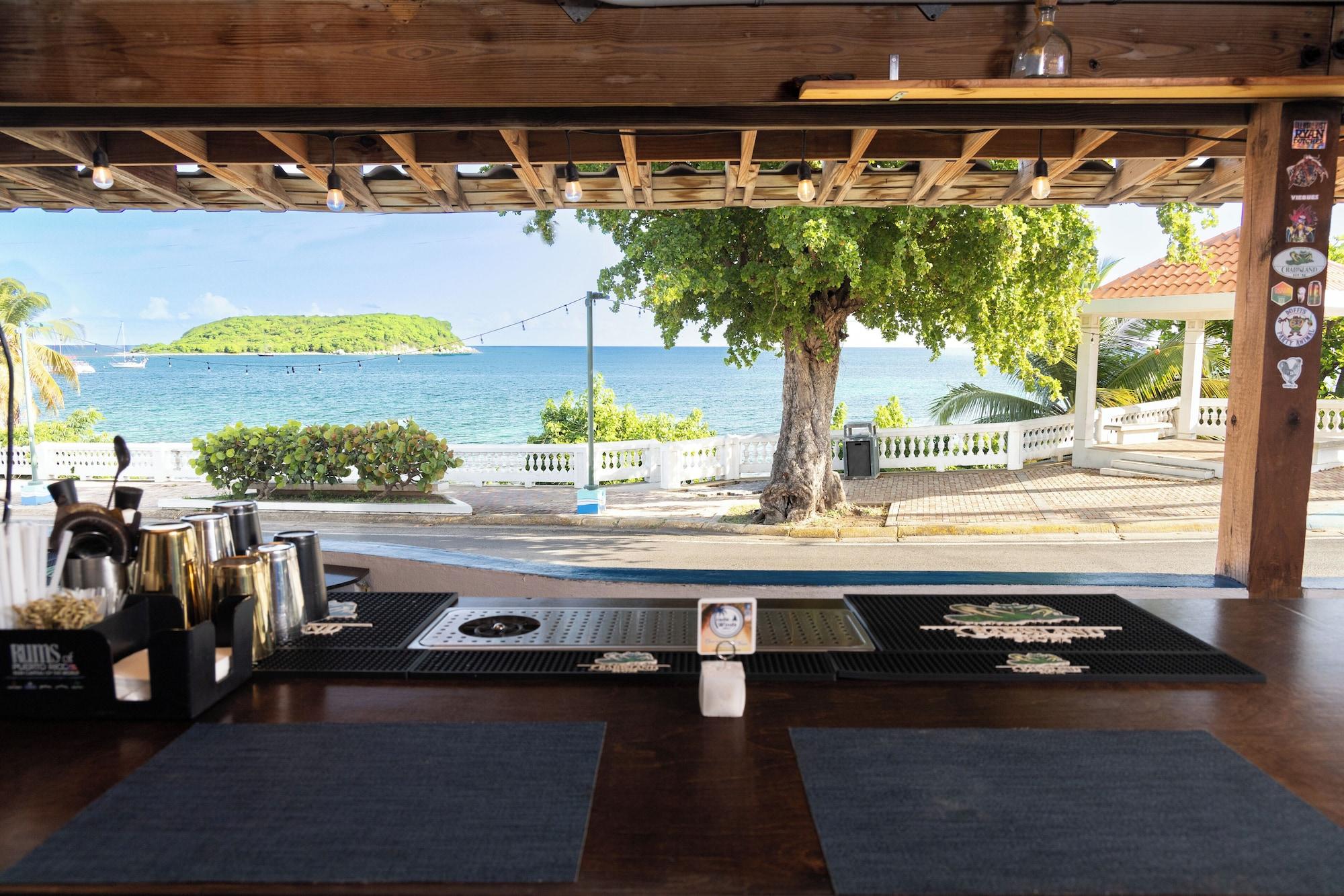 Restaurant Trade Winds Restaurant & Guesthouse