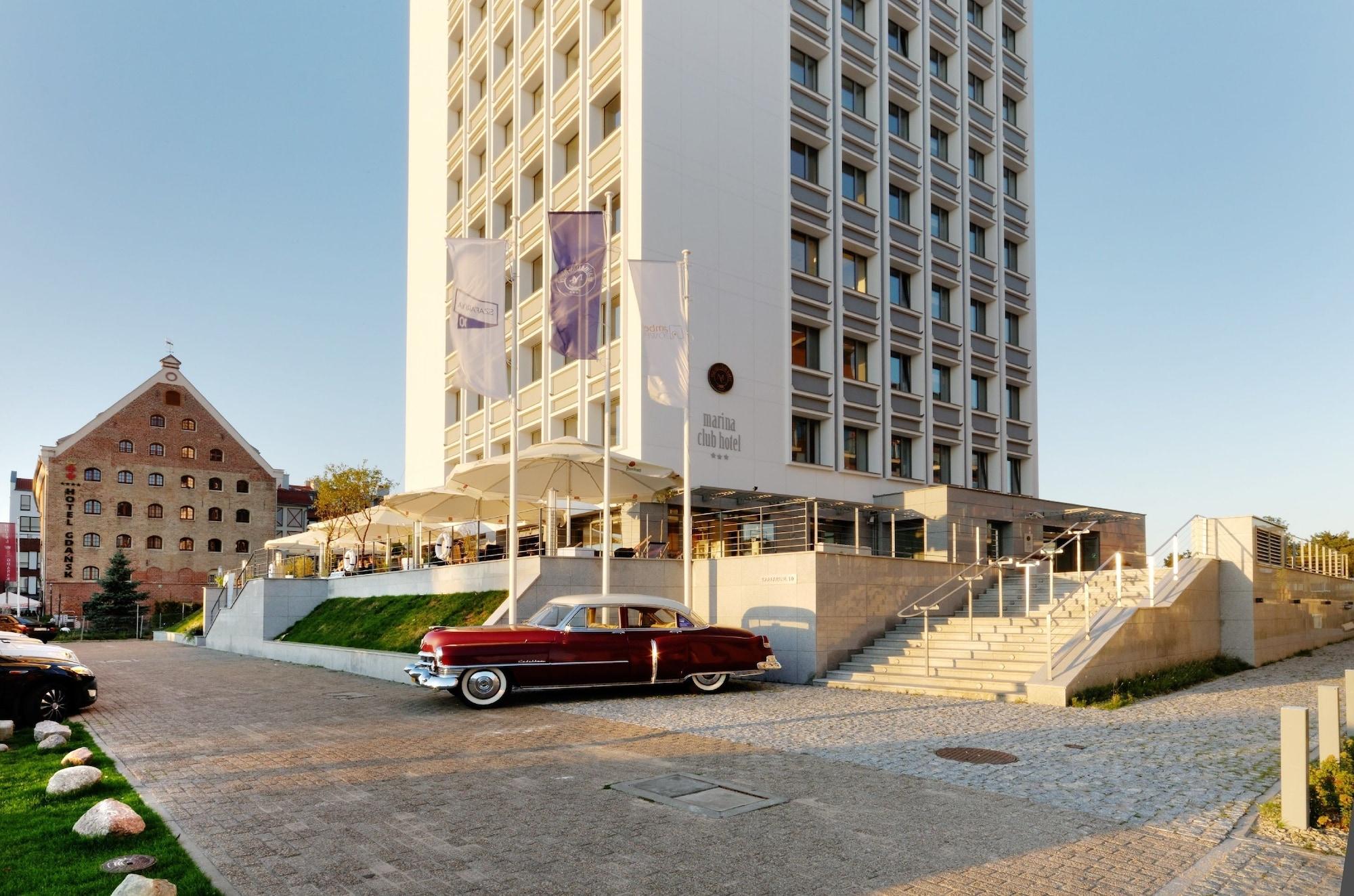 Vista Exterior Marina Club Hotel