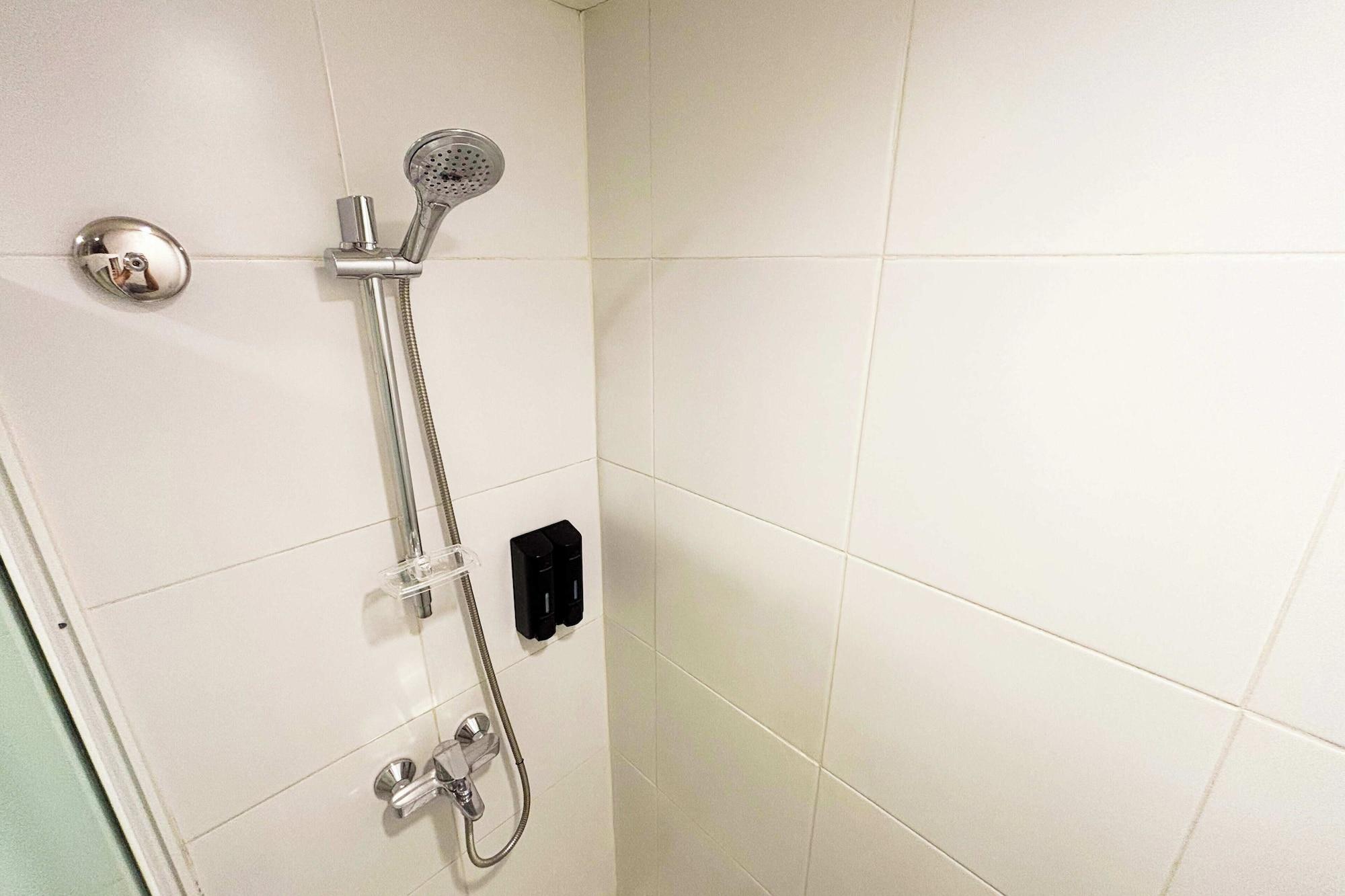 Equipamiento de Habitación Foura Suites Makati