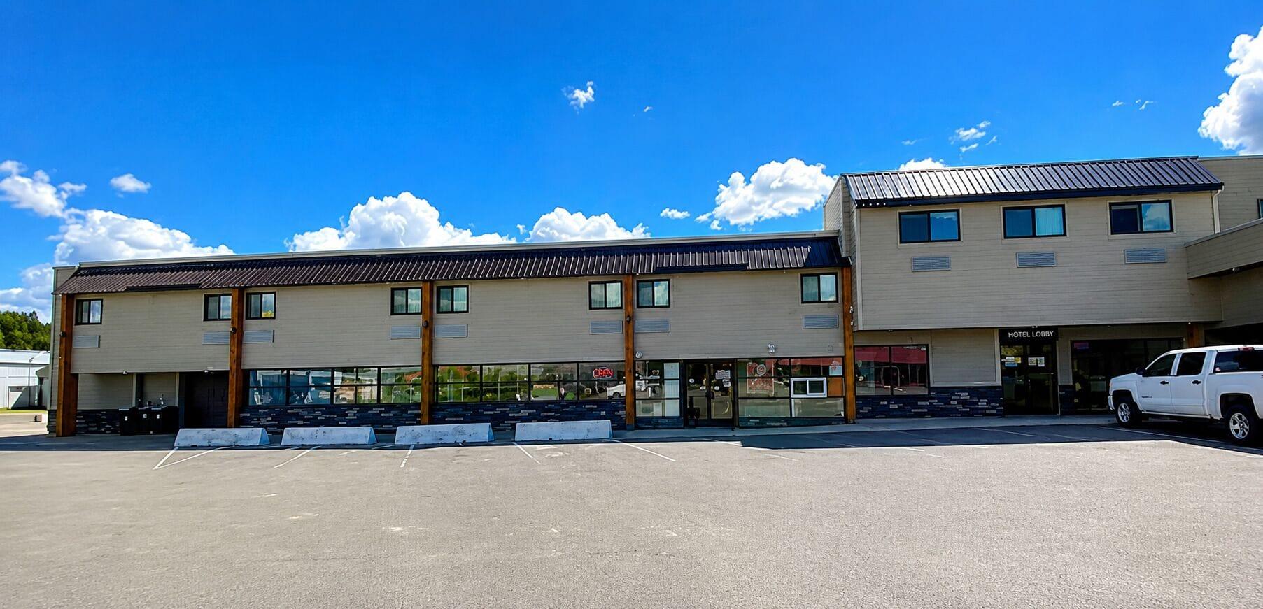 Vista Exterior Homestead Inn and Suites