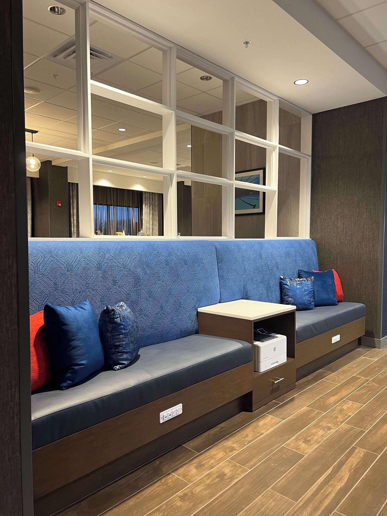 Vista Lobby Hampton Inn by Hilton West Wichita Goddard