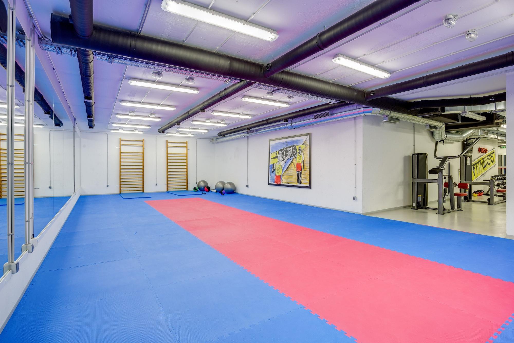 Gimnasio Rooms Dr. Franjo Tuđman - Hostel