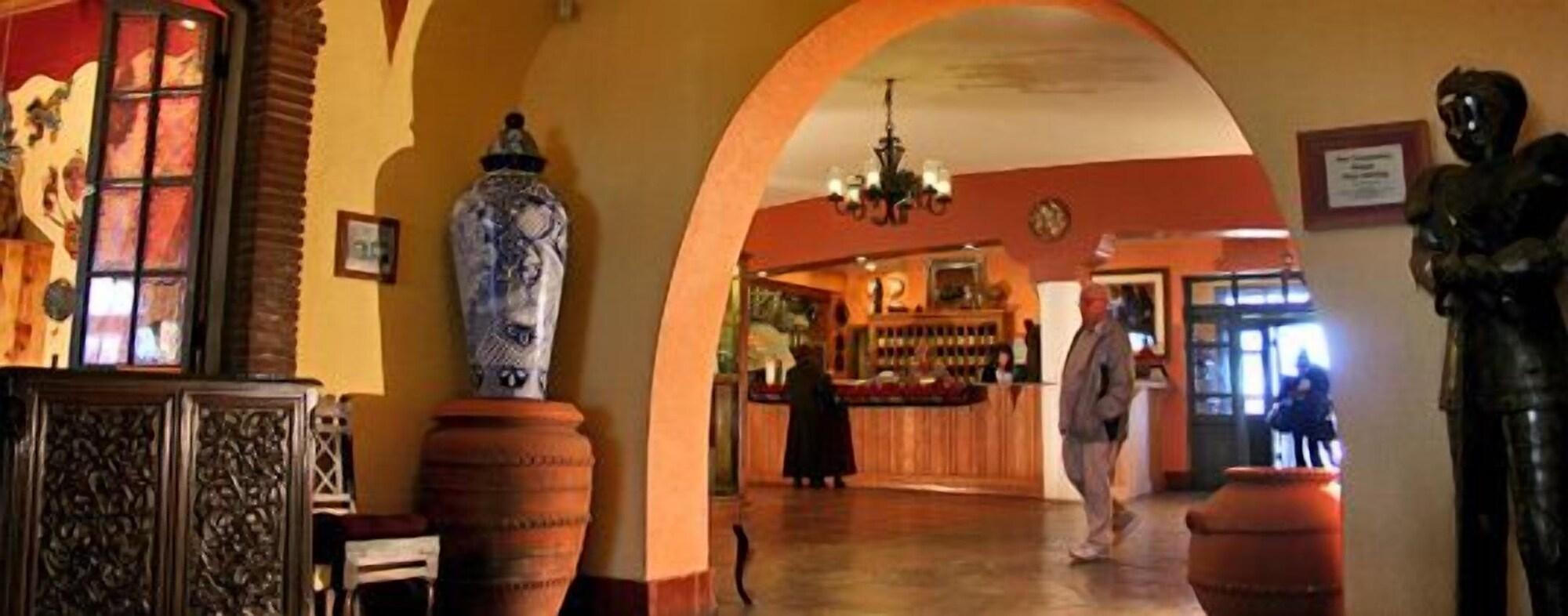 Vista Lobby La Posada Hotel