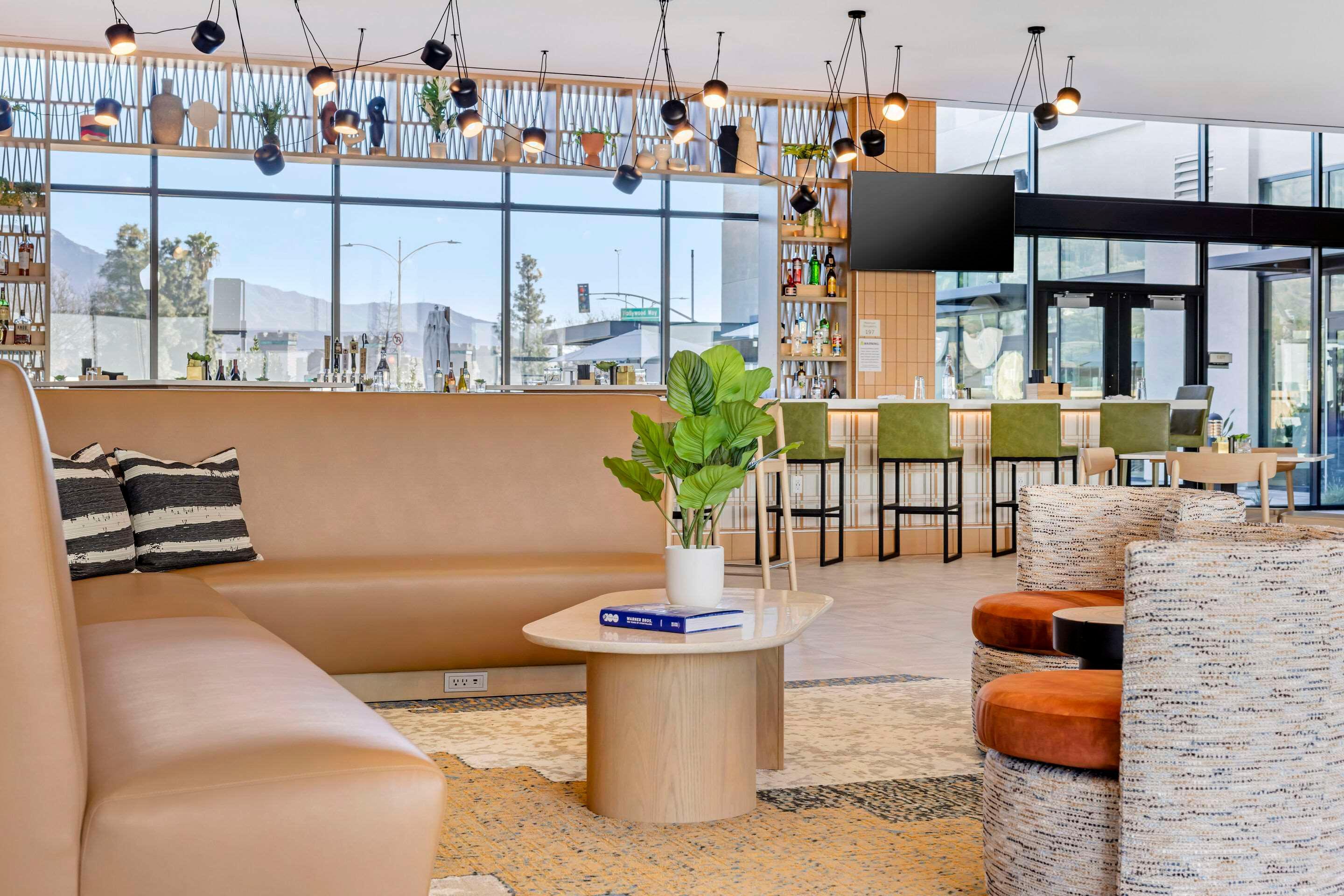 Bar/Salón Cambria Hotel Burbank Airport