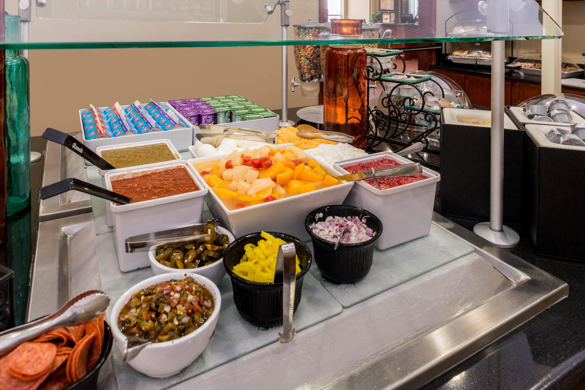 Restaurant Staybridge Suites Denver Tech Center by IHG