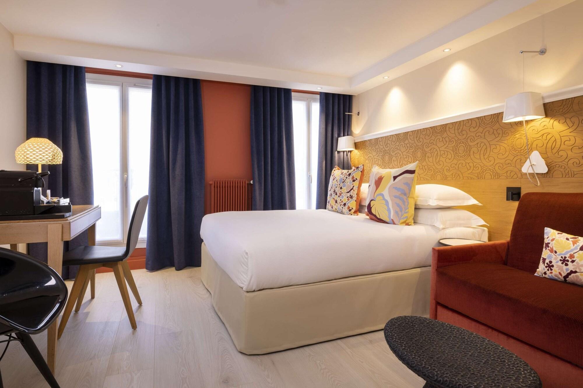 Varios Hotel Elysees 8