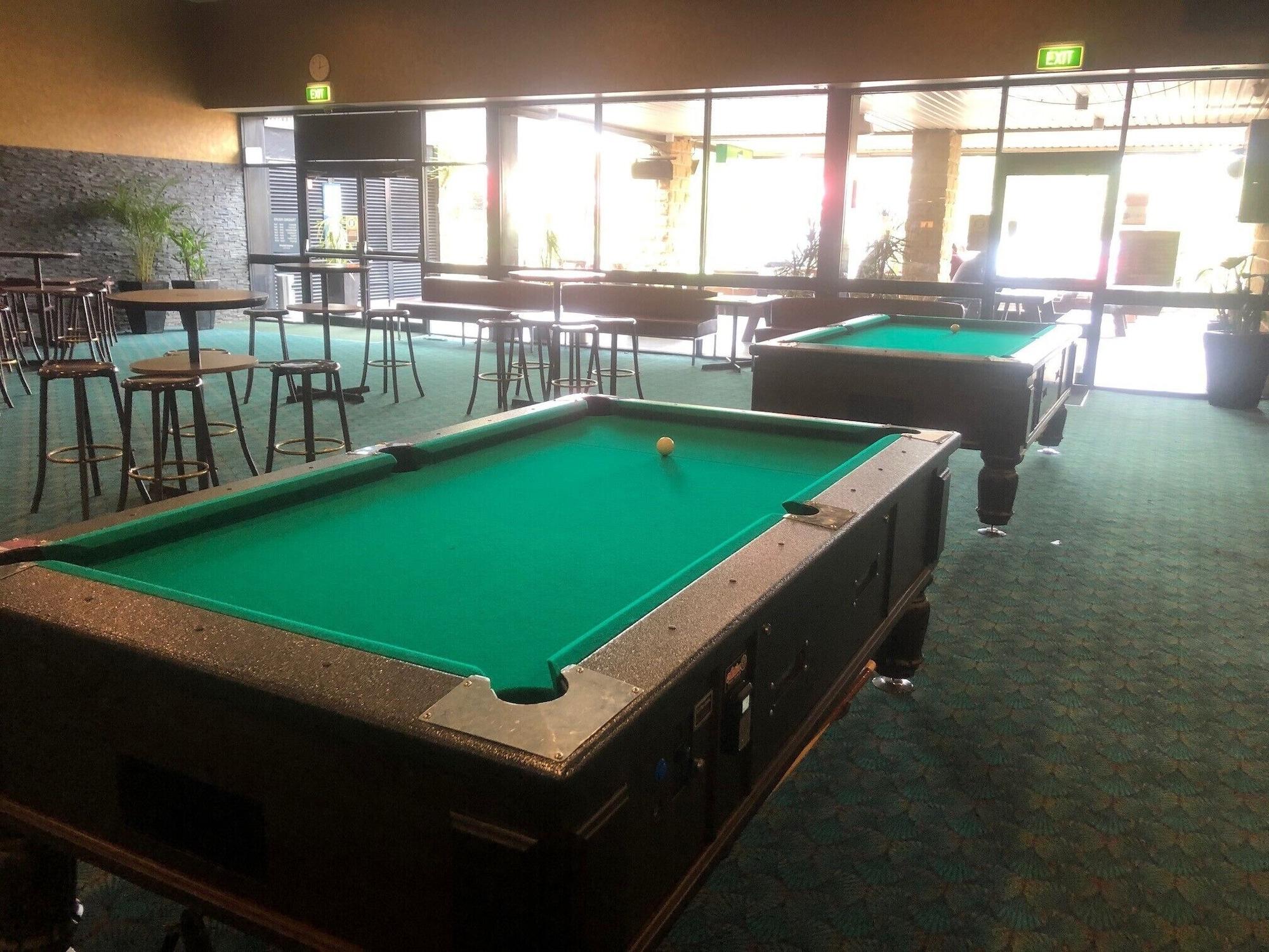Instalaciones Recreativas Blacktown Tavern