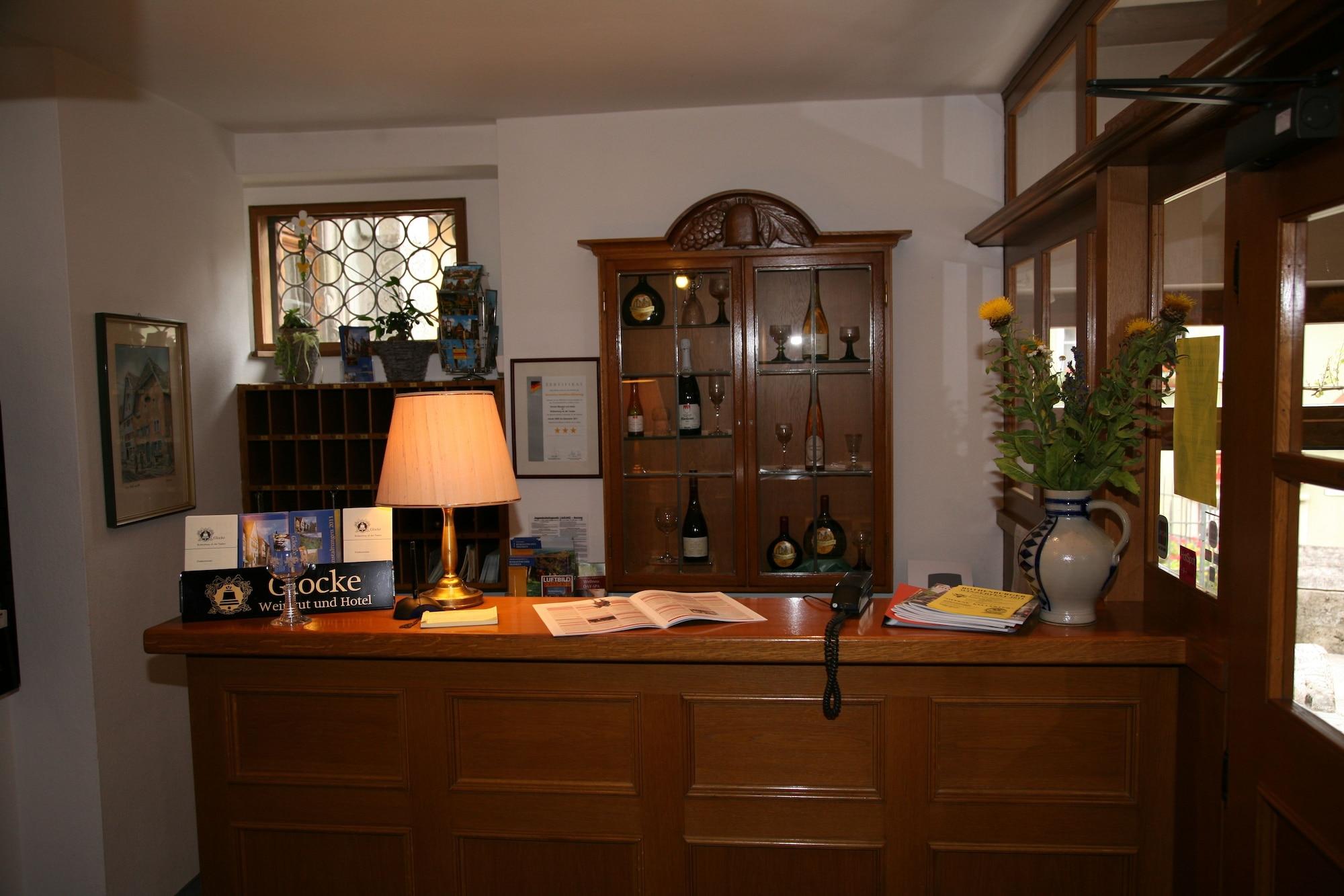 Vista Lobby Glocke Weingut und Hotel