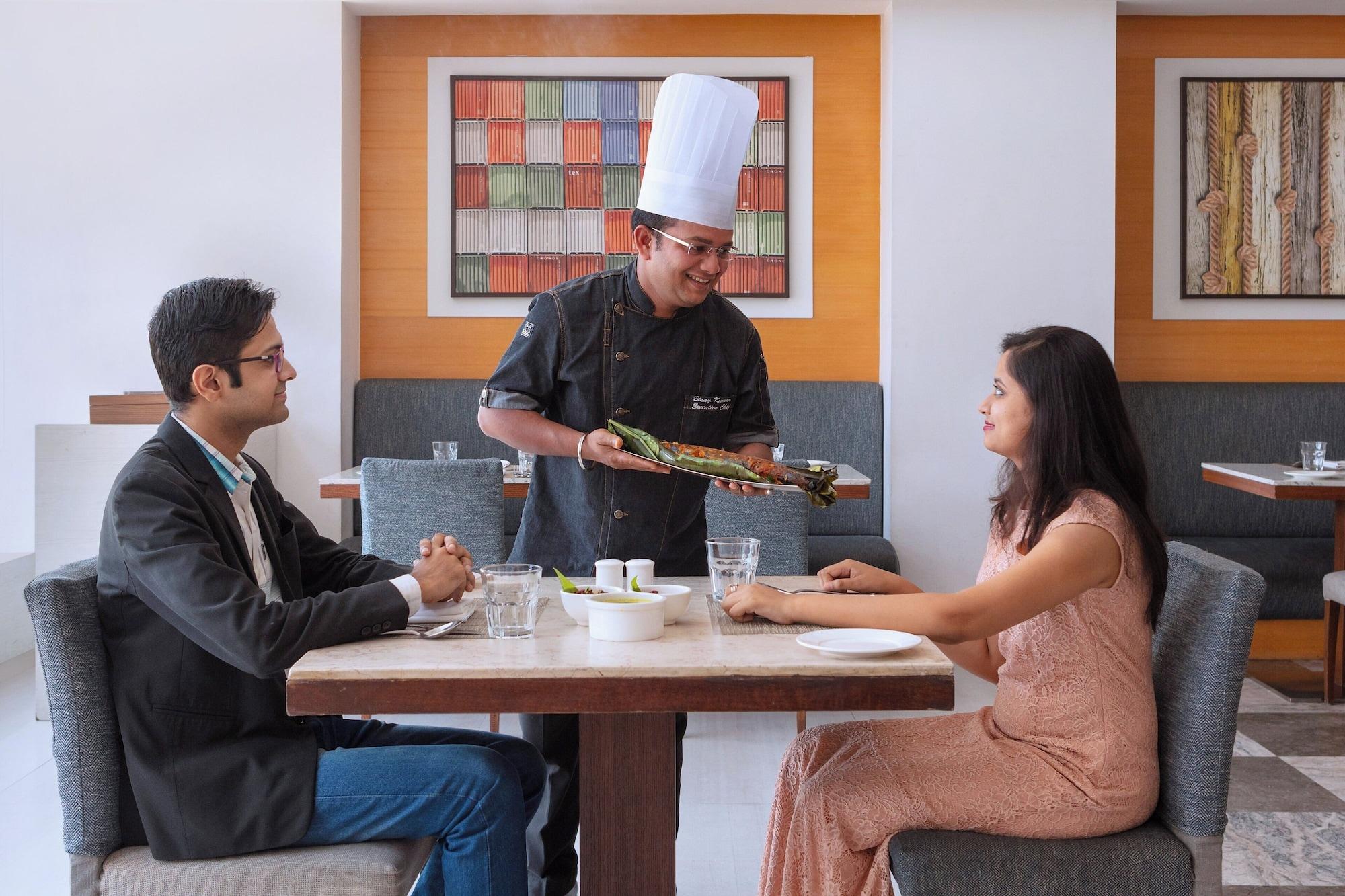 Restaurant Four Points by Sheraton Visakhapatnam