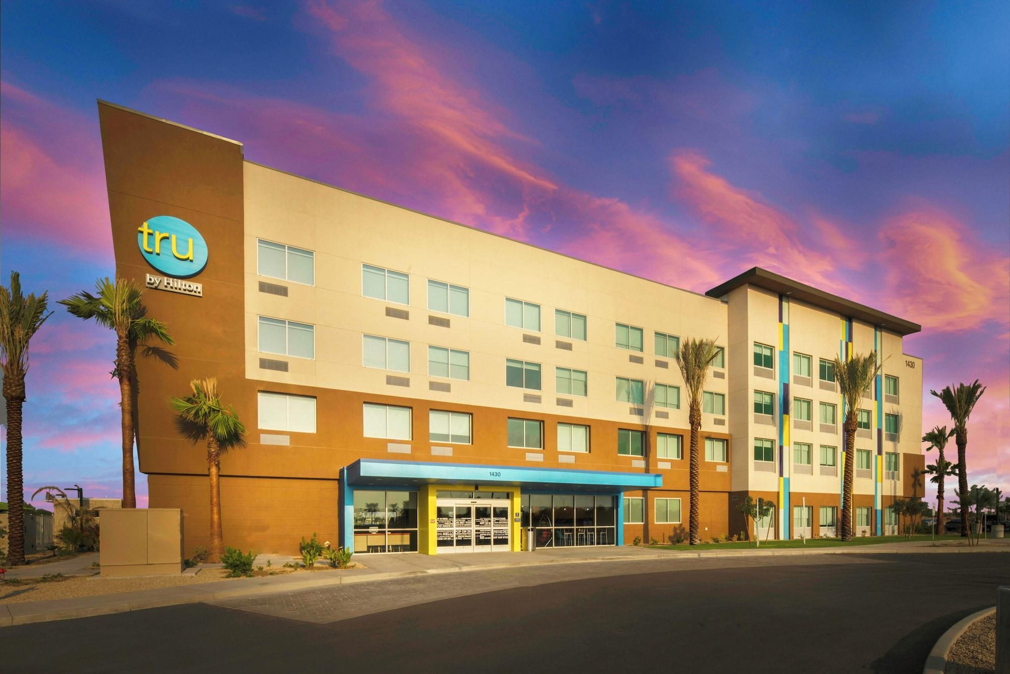 Varios Tru By Hilton Goodyear Phoenix West, AZ