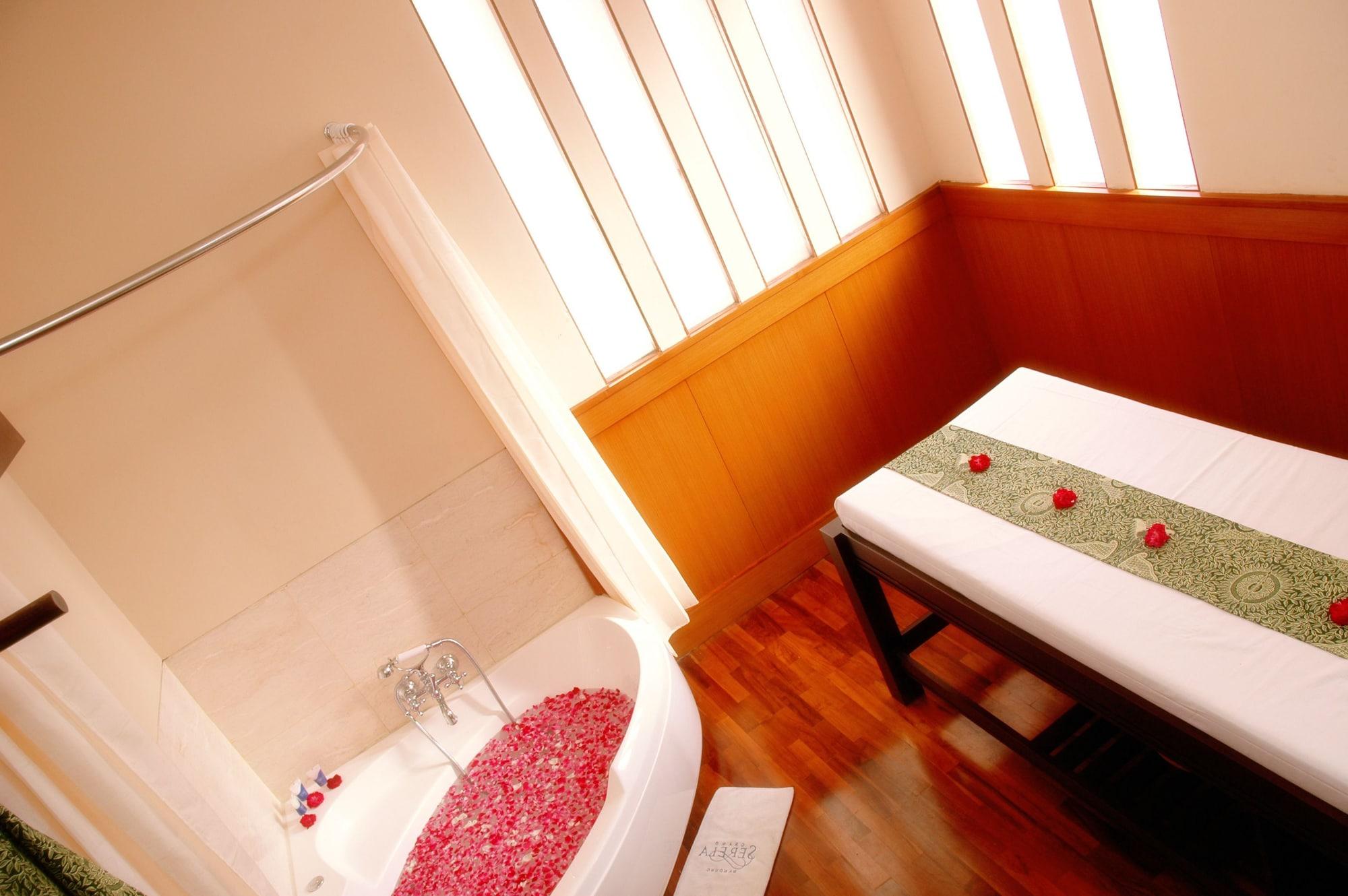 Spa Serela Riau Hotel Bandung