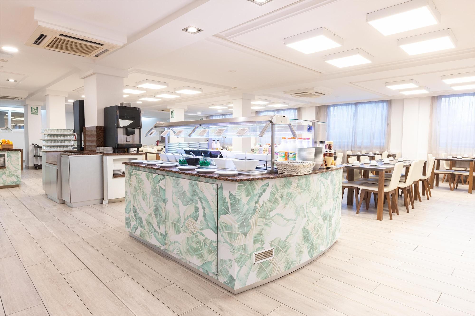 Restaurant Invisa Hotel Es Pla - Adults Only