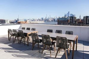 Alojamiento - Dharma Home Suites Hoboken at Novia